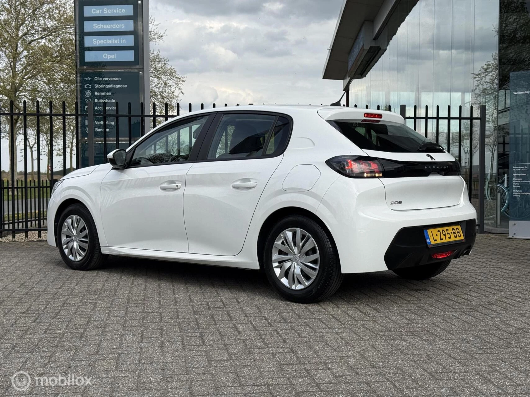 Hoofdafbeelding Peugeot 208