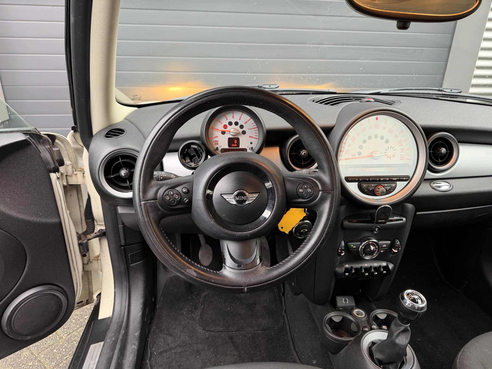 Hoofdafbeelding MINI One