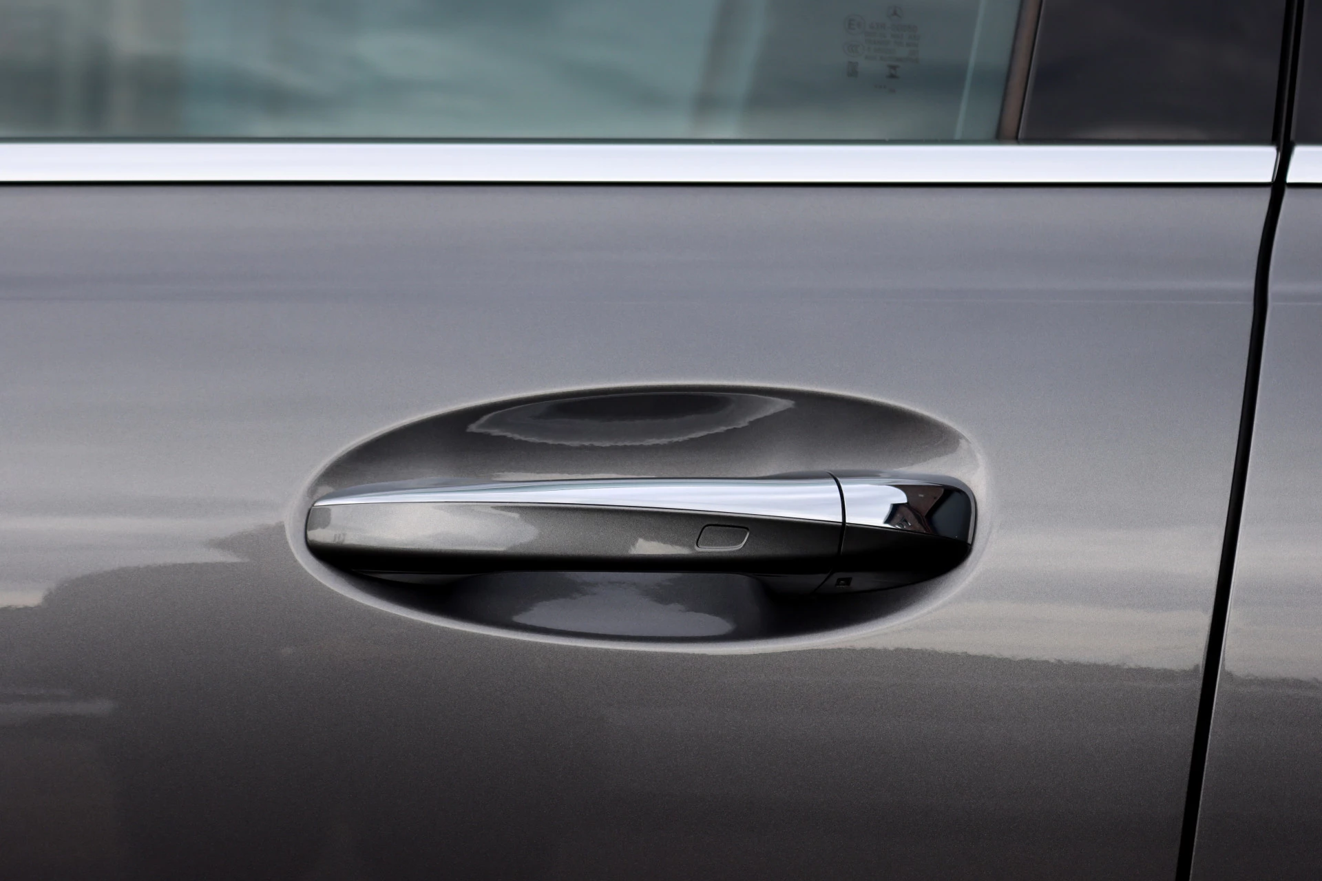 Hoofdafbeelding Mercedes-Benz EQB