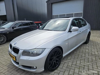BMW 3-serie 318i High Executive AIRCO/CRUISE/NAVI APK 04/2027