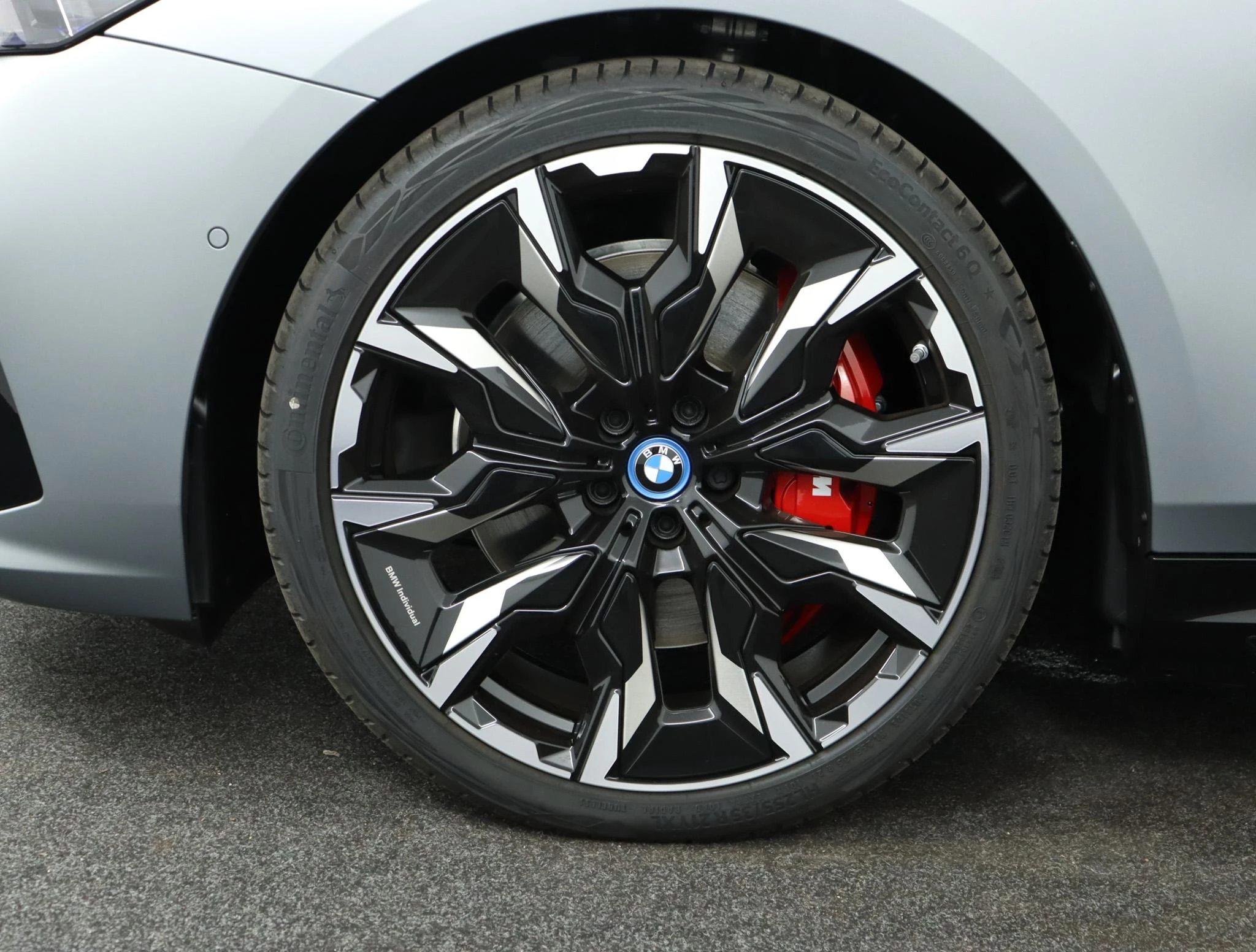Hoofdafbeelding BMW i5