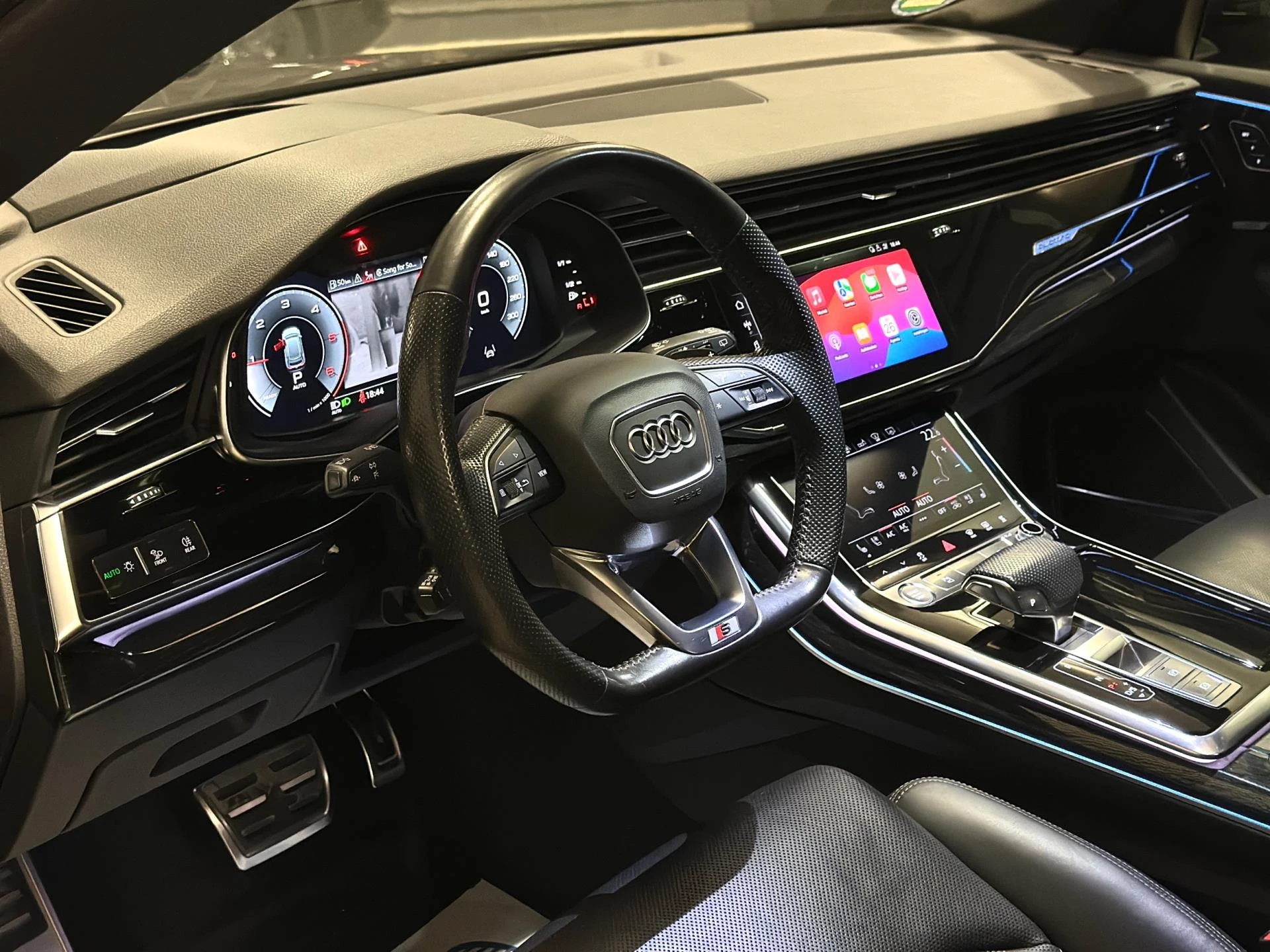 Hoofdafbeelding Audi Q8