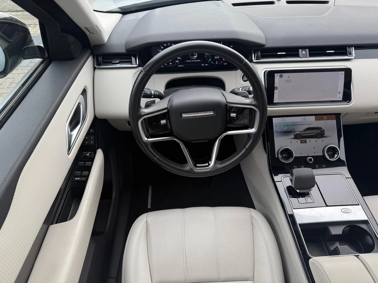 Hoofdafbeelding Land Rover Range Rover Velar
