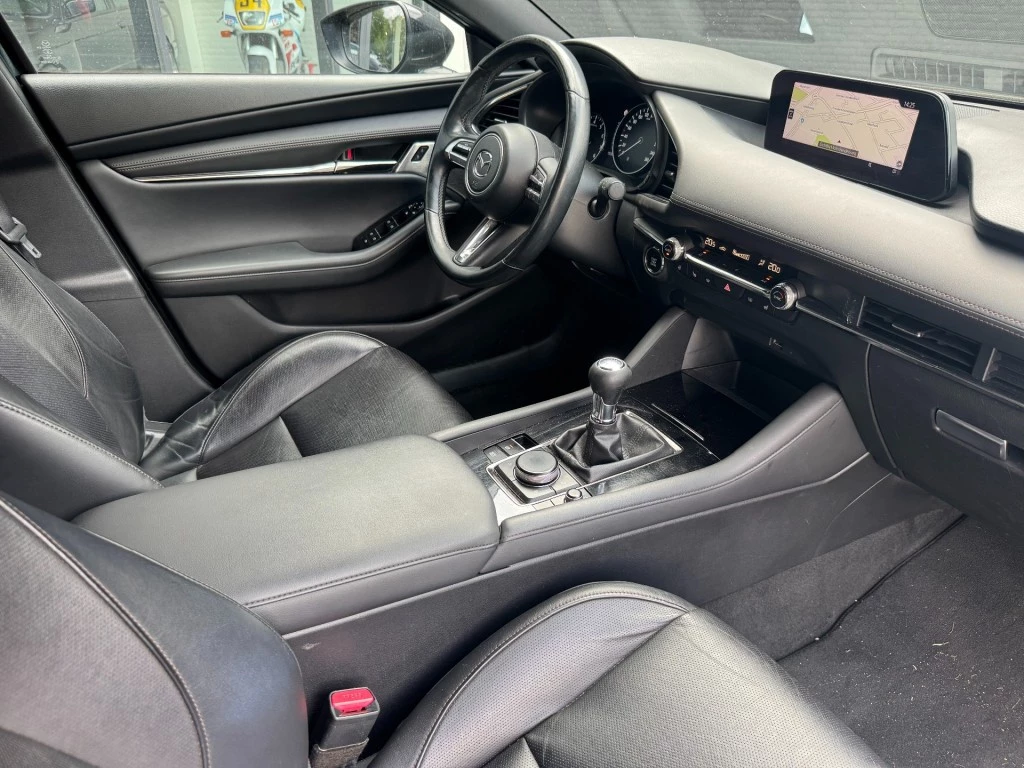 Hoofdafbeelding Mazda 3