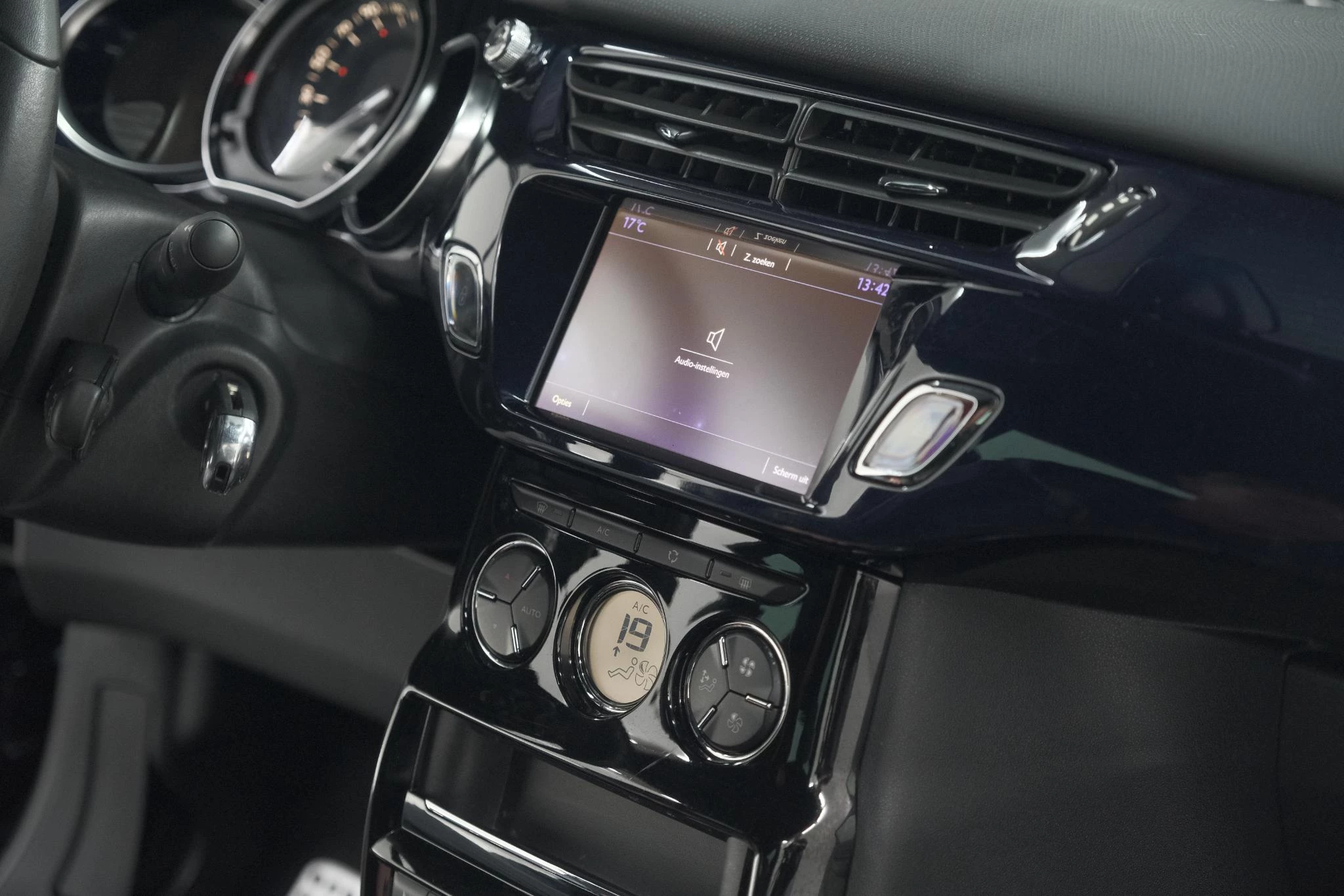 Hoofdafbeelding DS DS 3