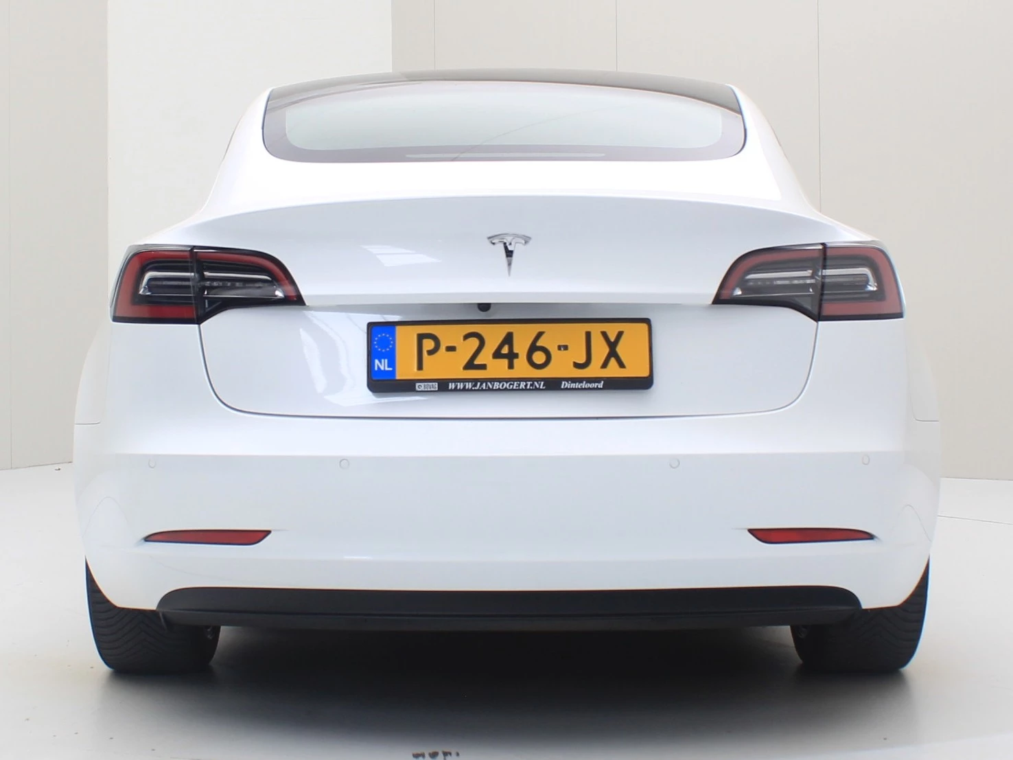 Hoofdafbeelding Tesla Model 3