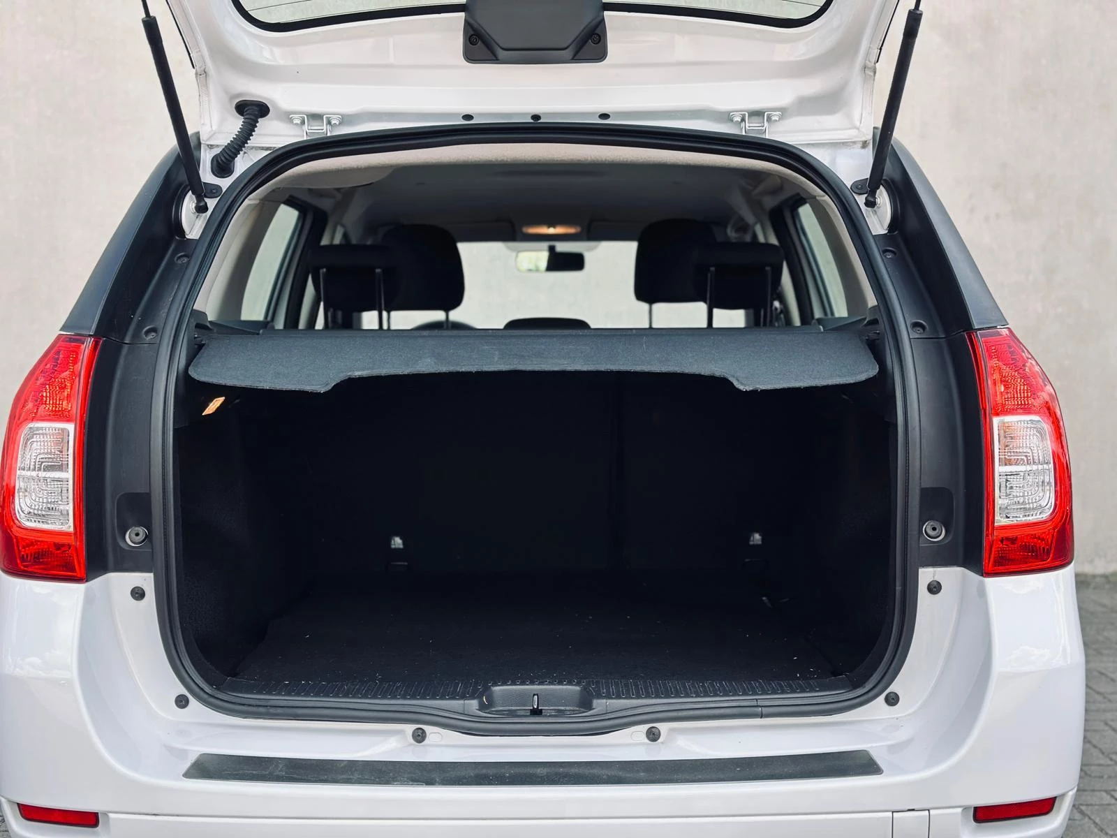 Hoofdafbeelding Dacia Logan