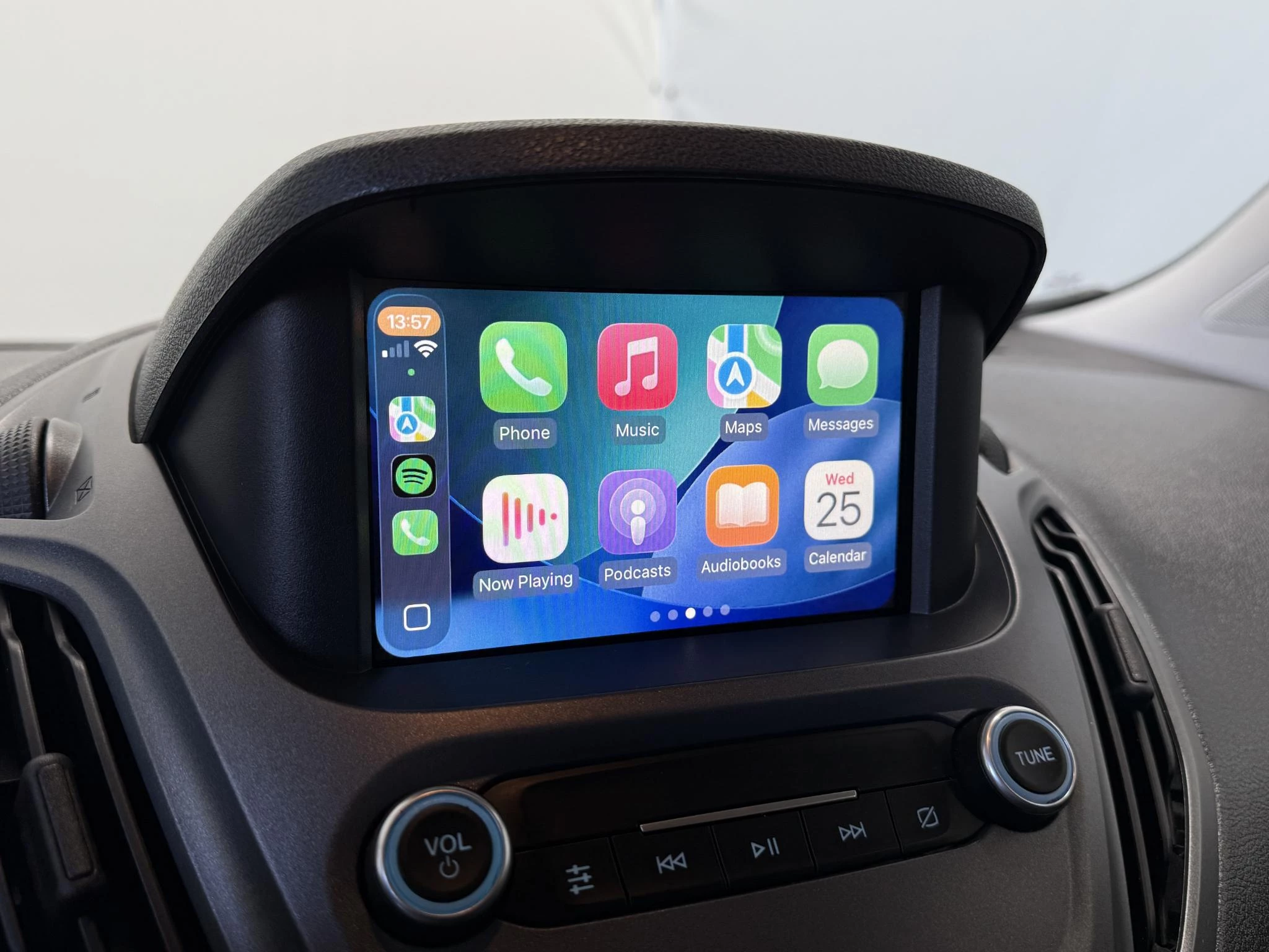 Hoofdafbeelding Ford Transit Courier