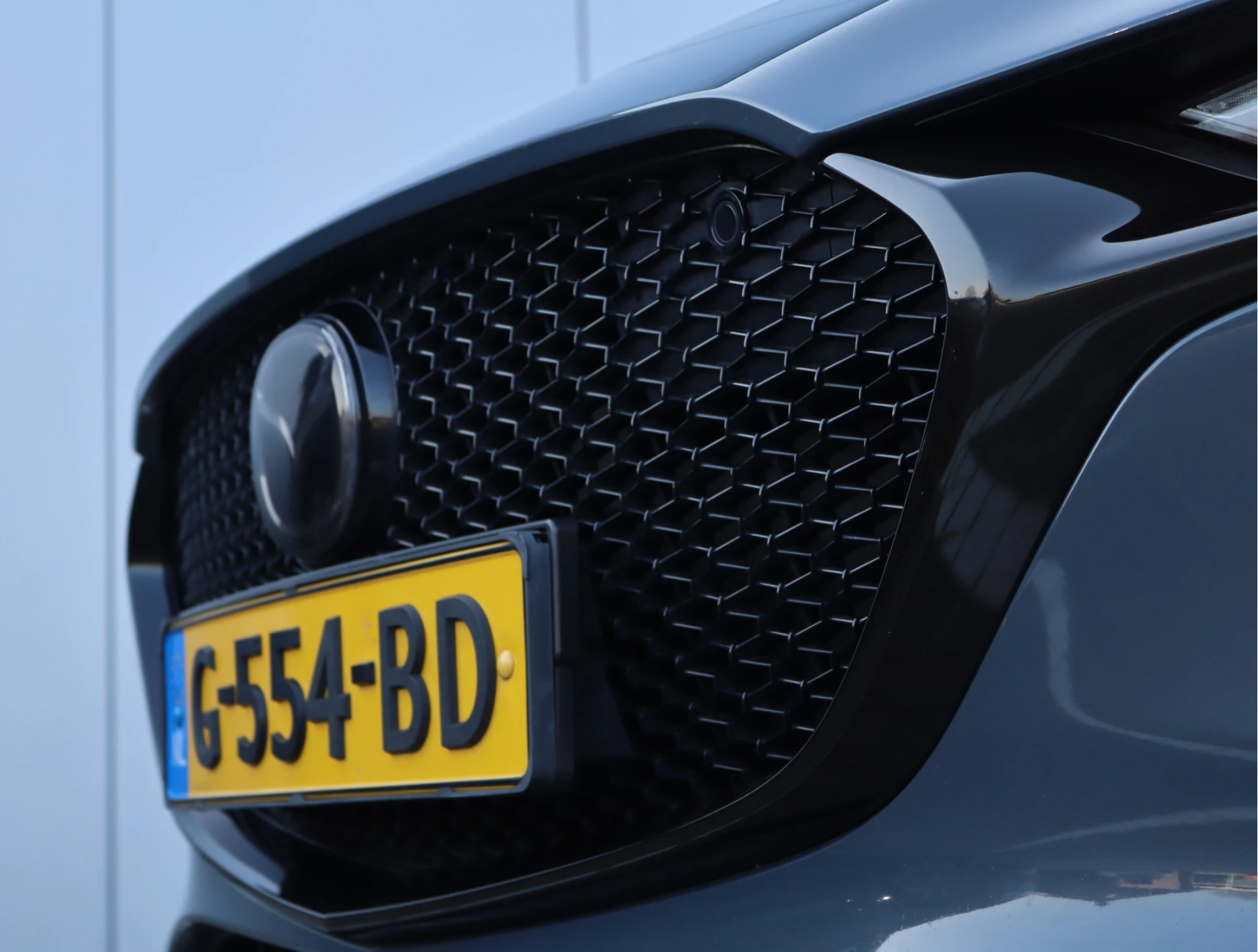 Hoofdafbeelding Mazda 3