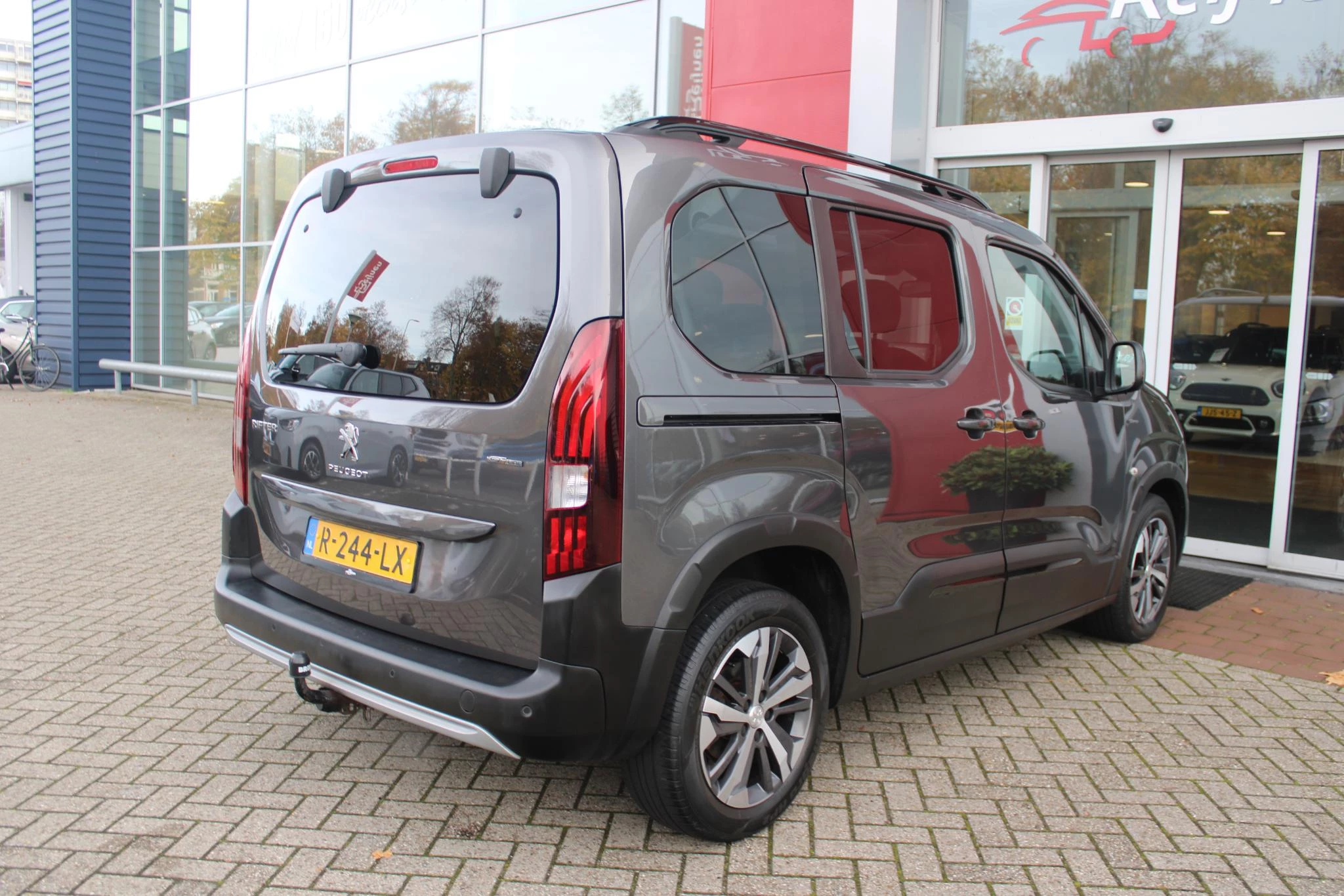 Hoofdafbeelding Peugeot Rifter