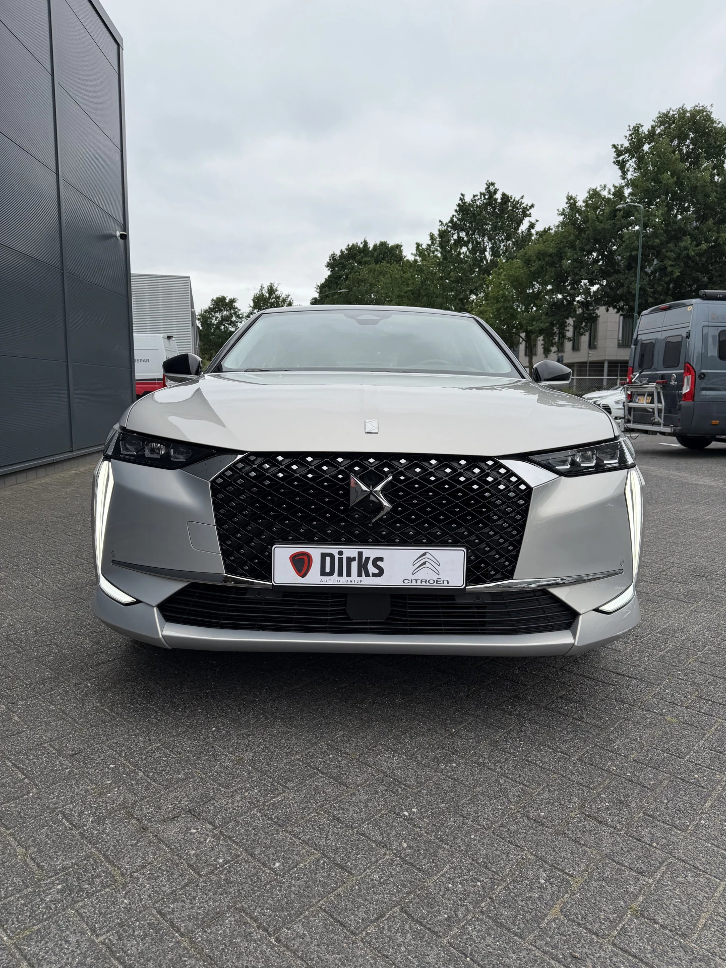 Hoofdafbeelding DS DS 4