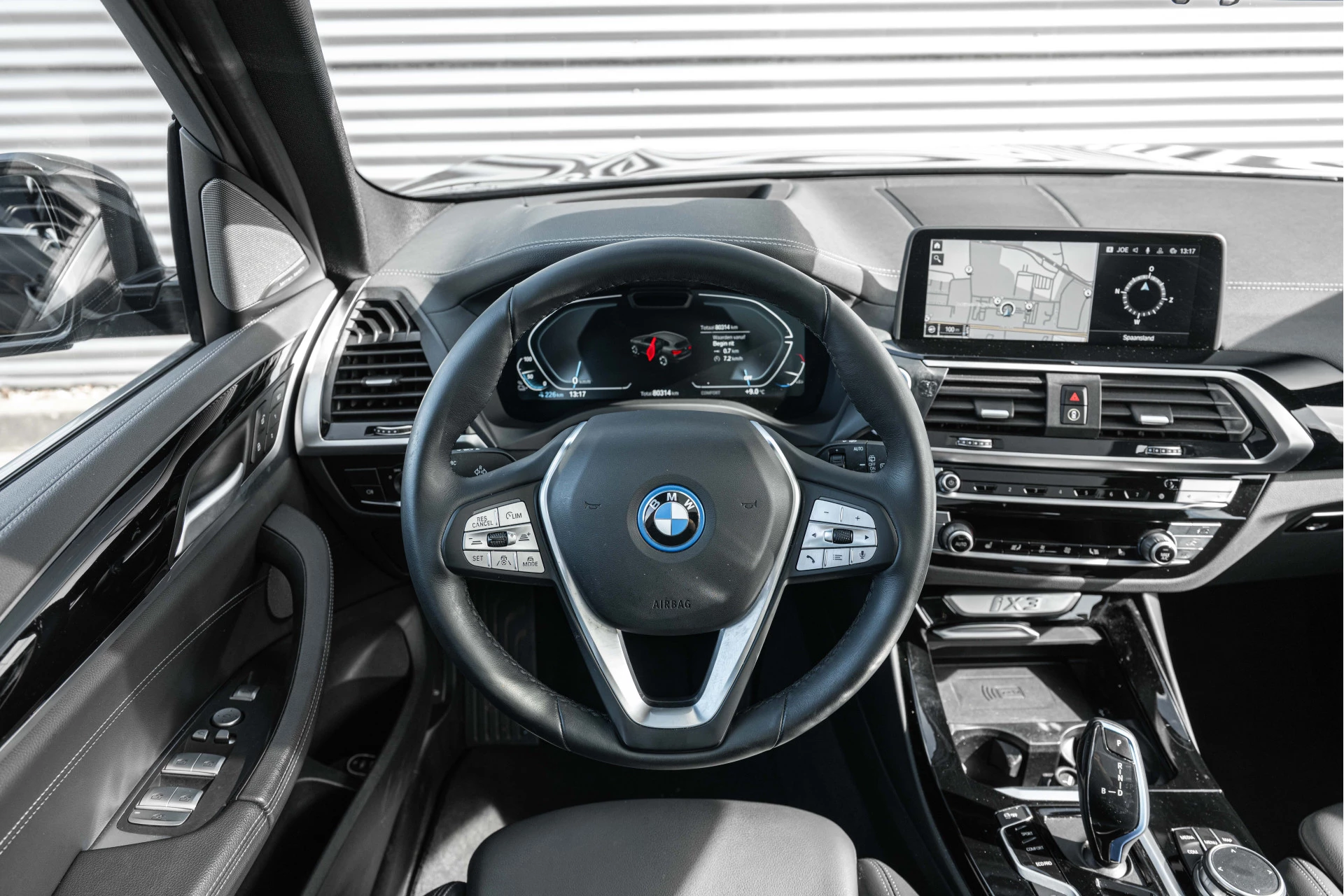 Hoofdafbeelding BMW iX3