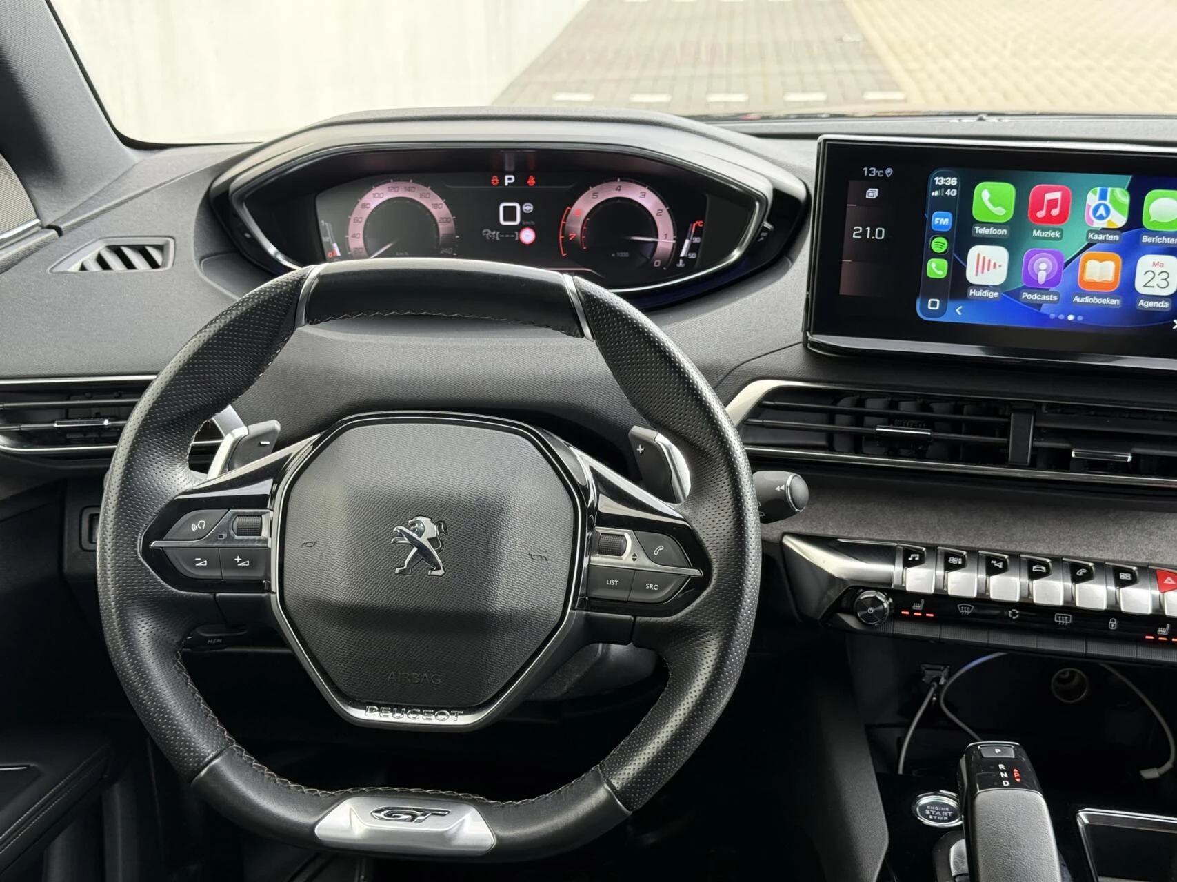 Hoofdafbeelding Peugeot 5008