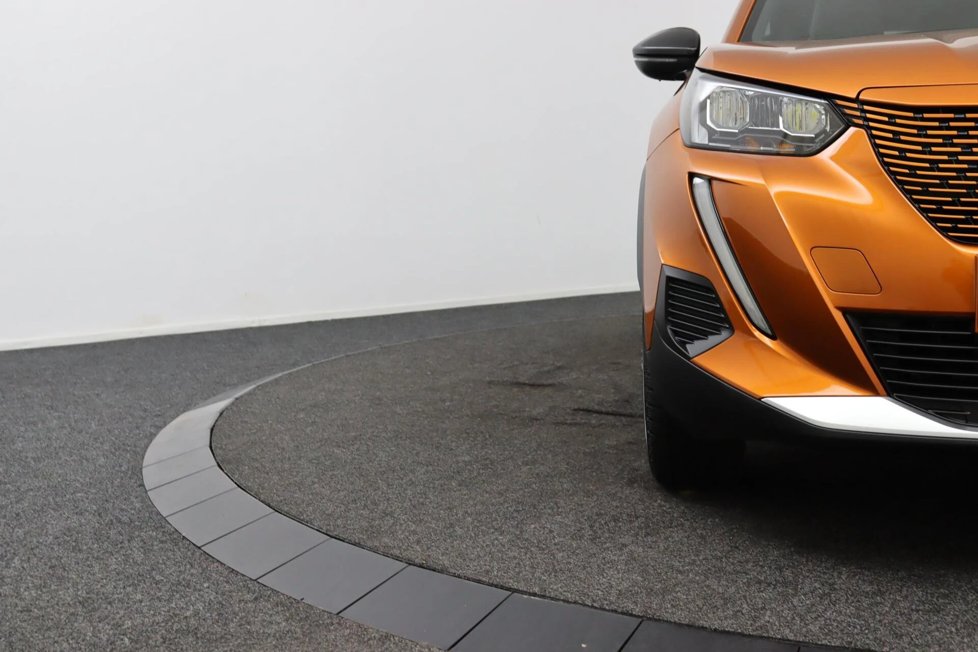 Hoofdafbeelding Peugeot e-2008