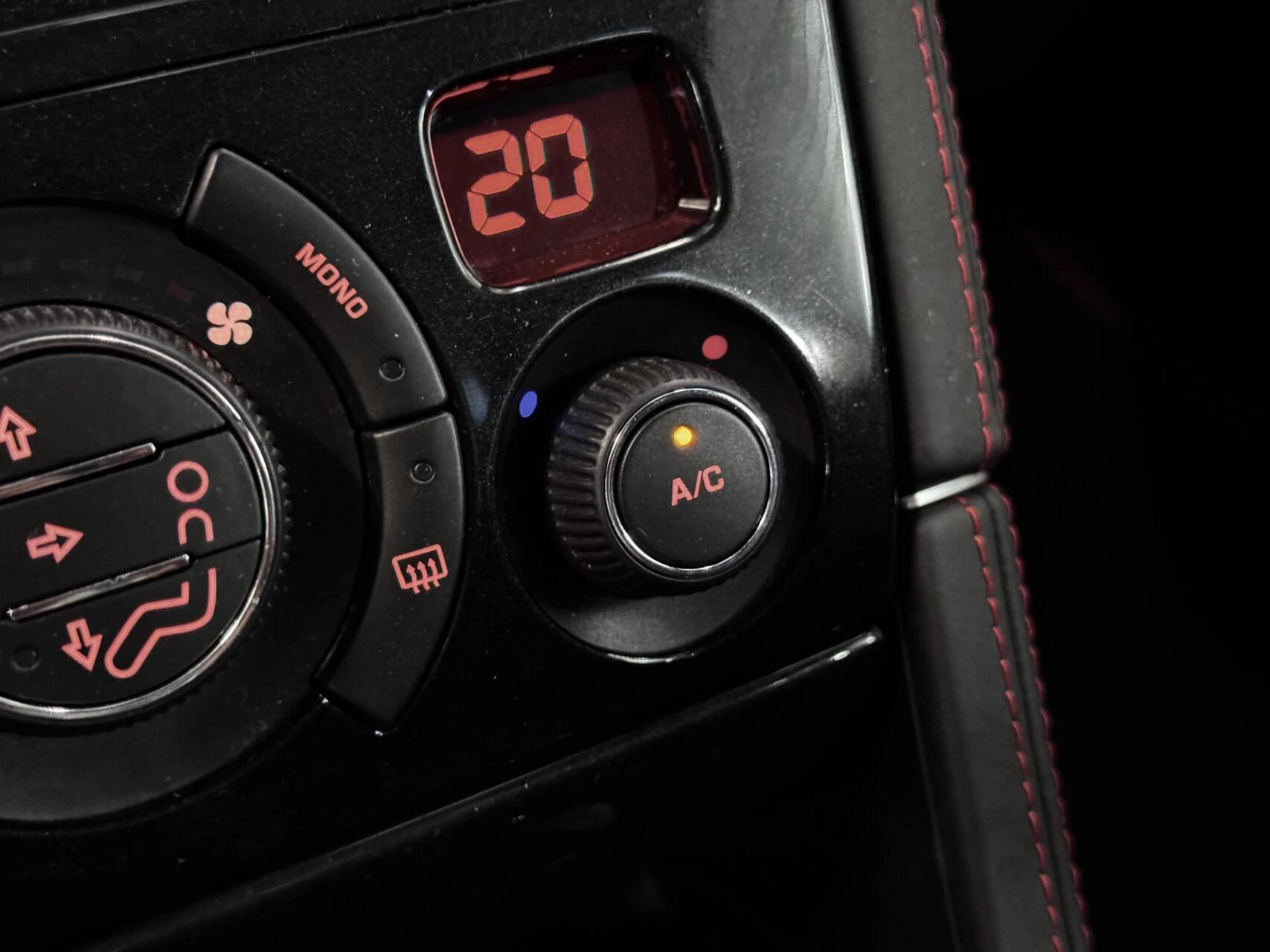 Hoofdafbeelding Peugeot RCZ