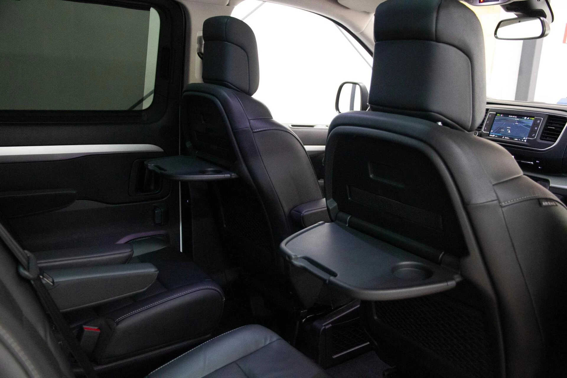 Hoofdafbeelding Peugeot e-Traveller