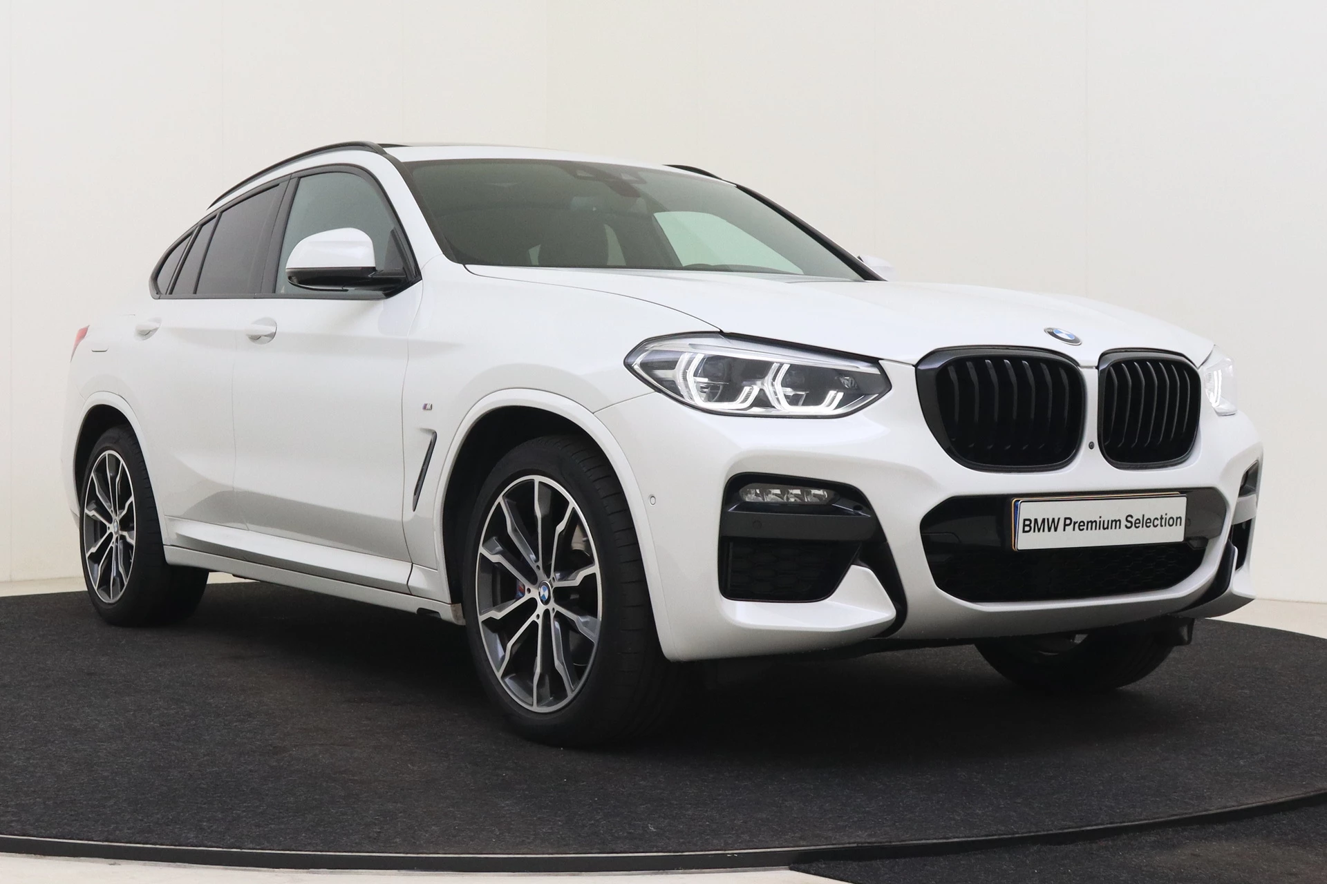 Hoofdafbeelding BMW X4