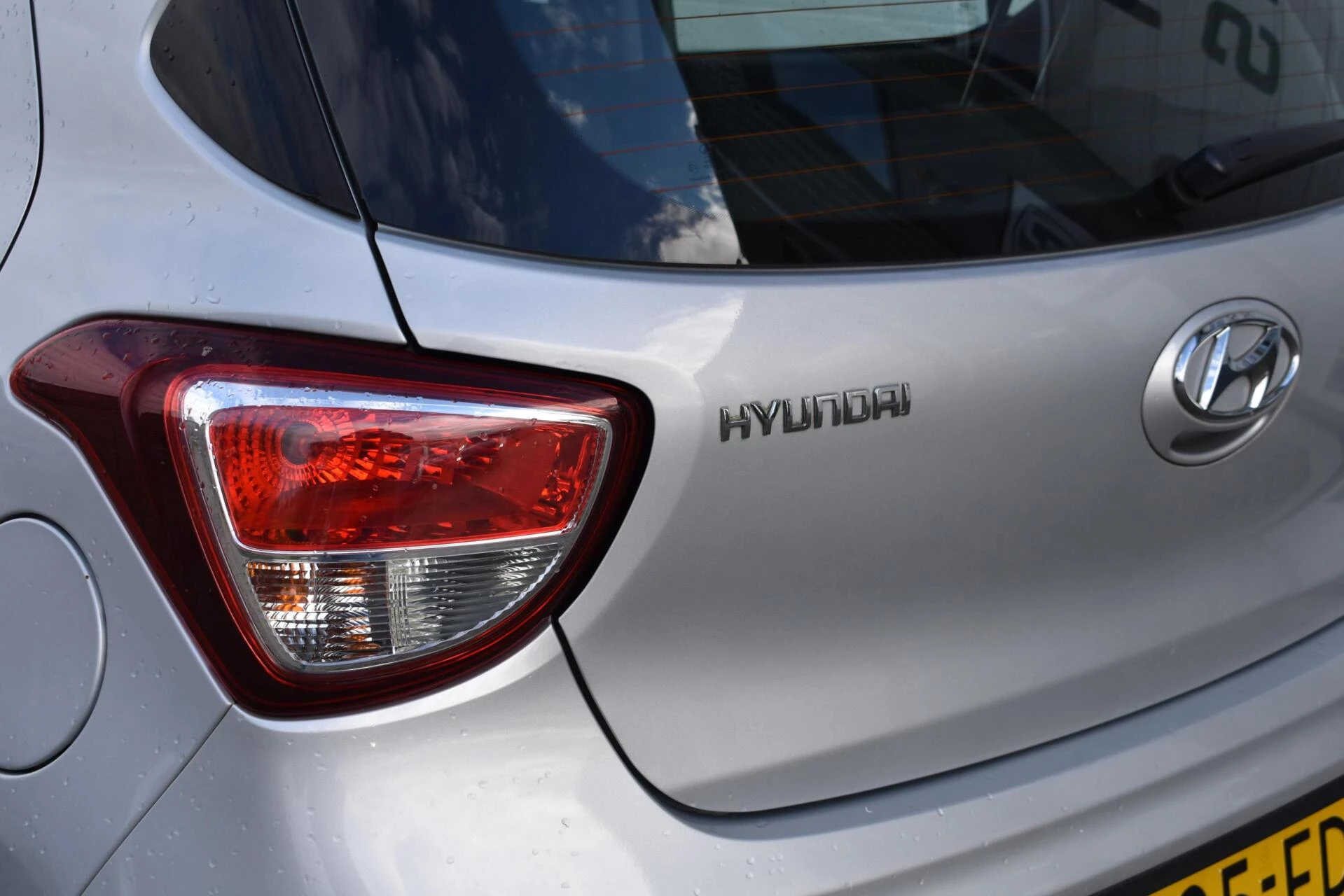 Hoofdafbeelding Hyundai i10