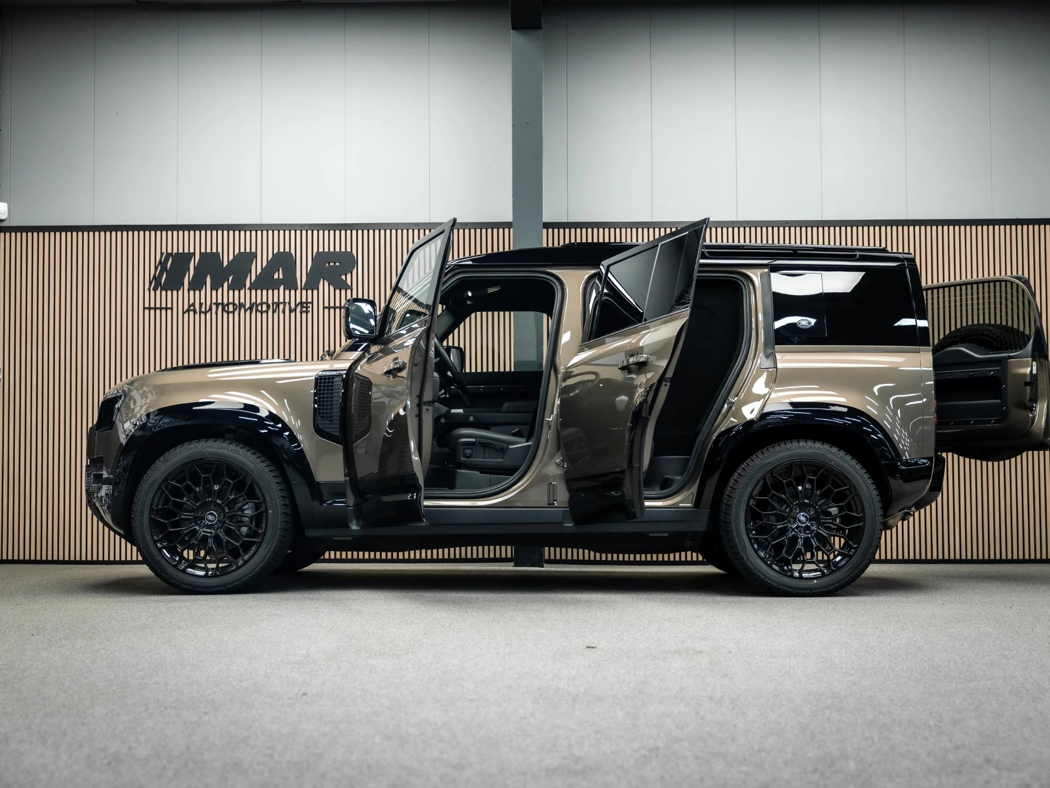 Hoofdafbeelding Land Rover Defender