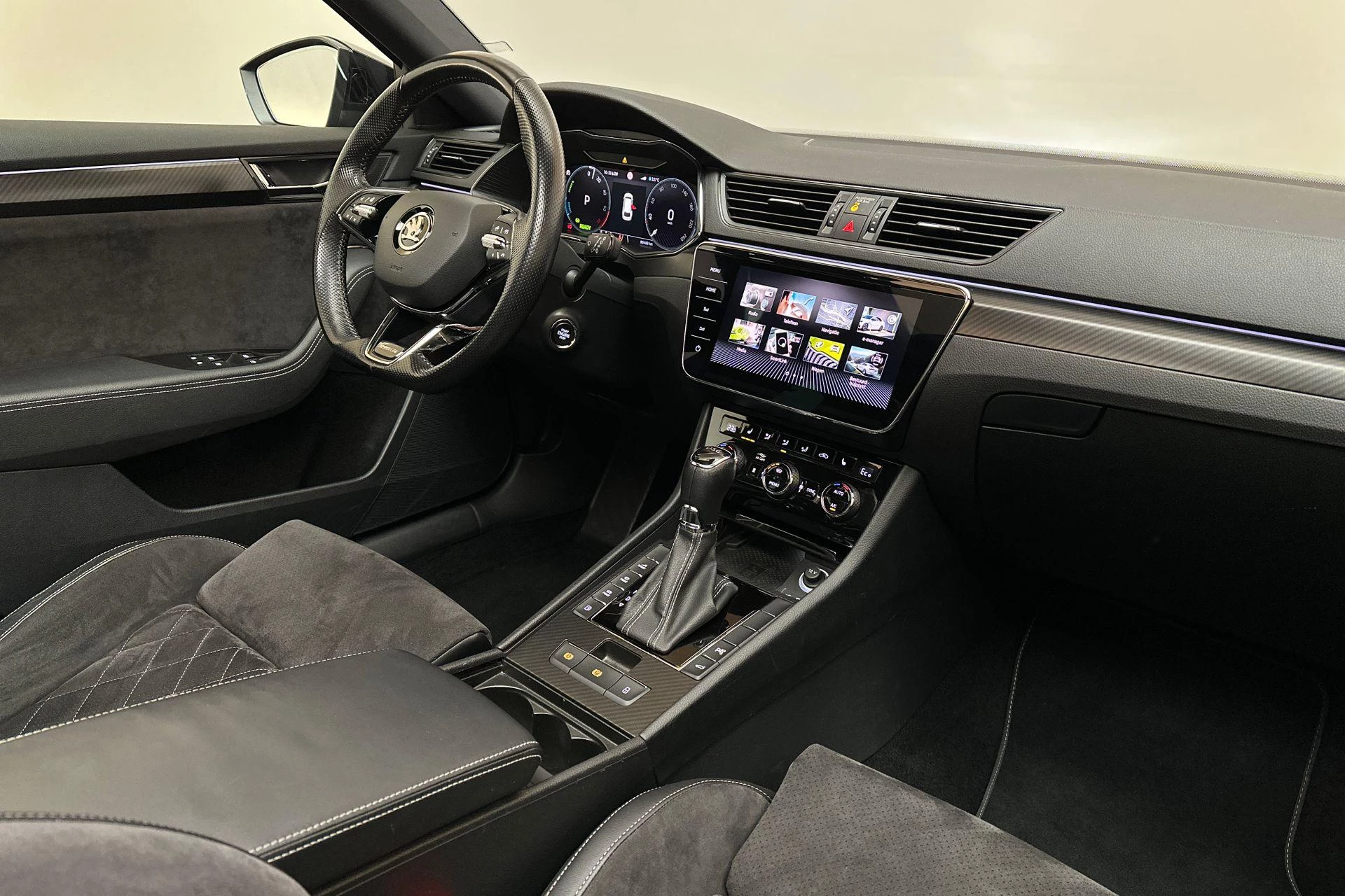 Hoofdafbeelding Škoda Superb