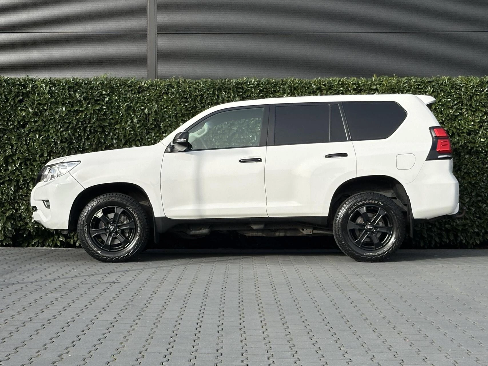 Hoofdafbeelding Toyota Land Cruiser