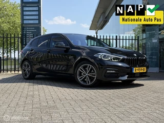 BMW 1-serie 118i High Executive|Leer|Stoelverwarming