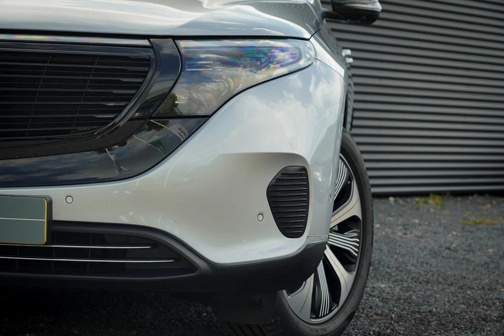 Hoofdafbeelding Mercedes-Benz EQC