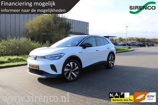 Volkswagen ID.4 First 77 kWh deels leder trekhaak adaptive cruise met lane asist carplay en android auto sfeerverlichting