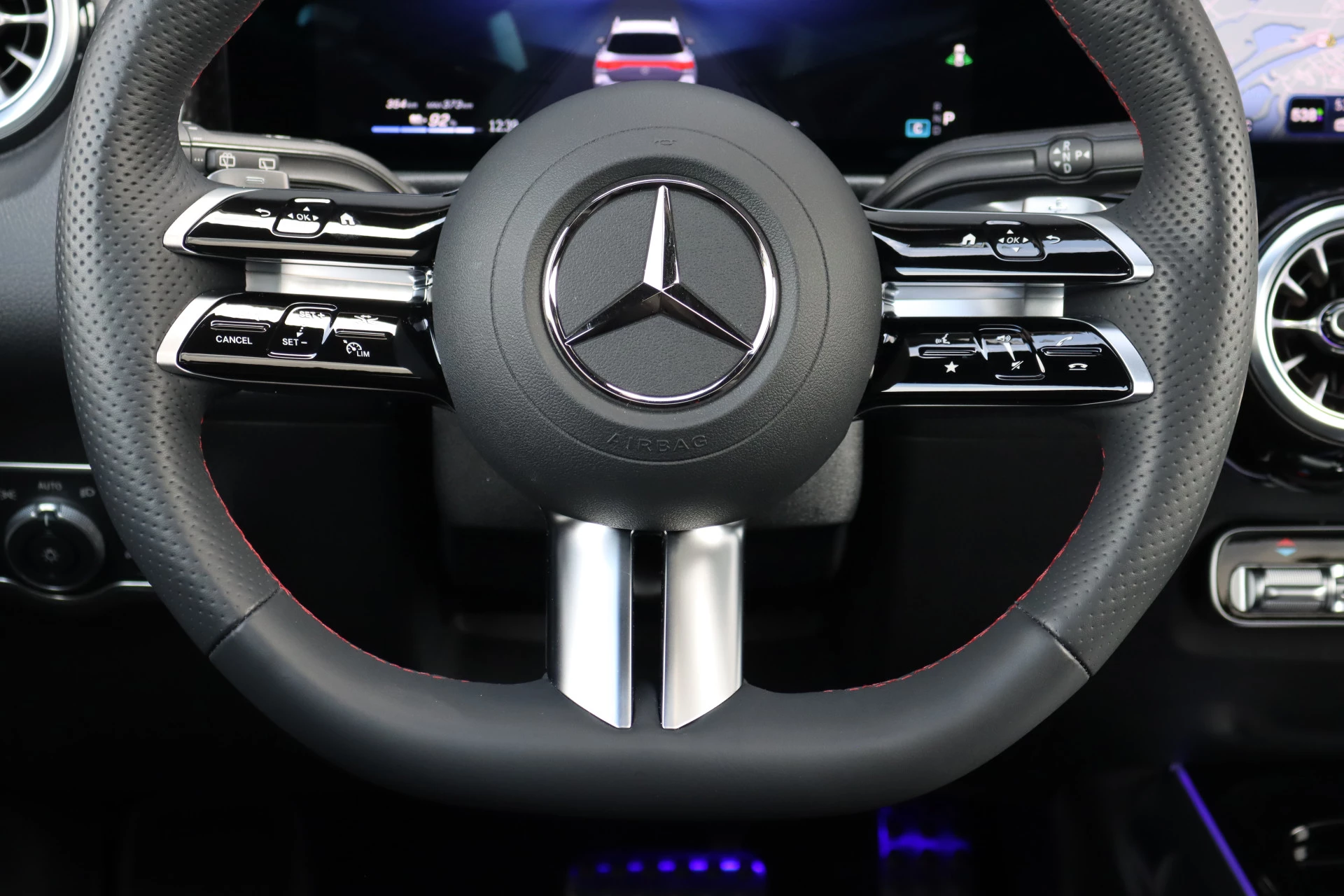 Hoofdafbeelding Mercedes-Benz EQB