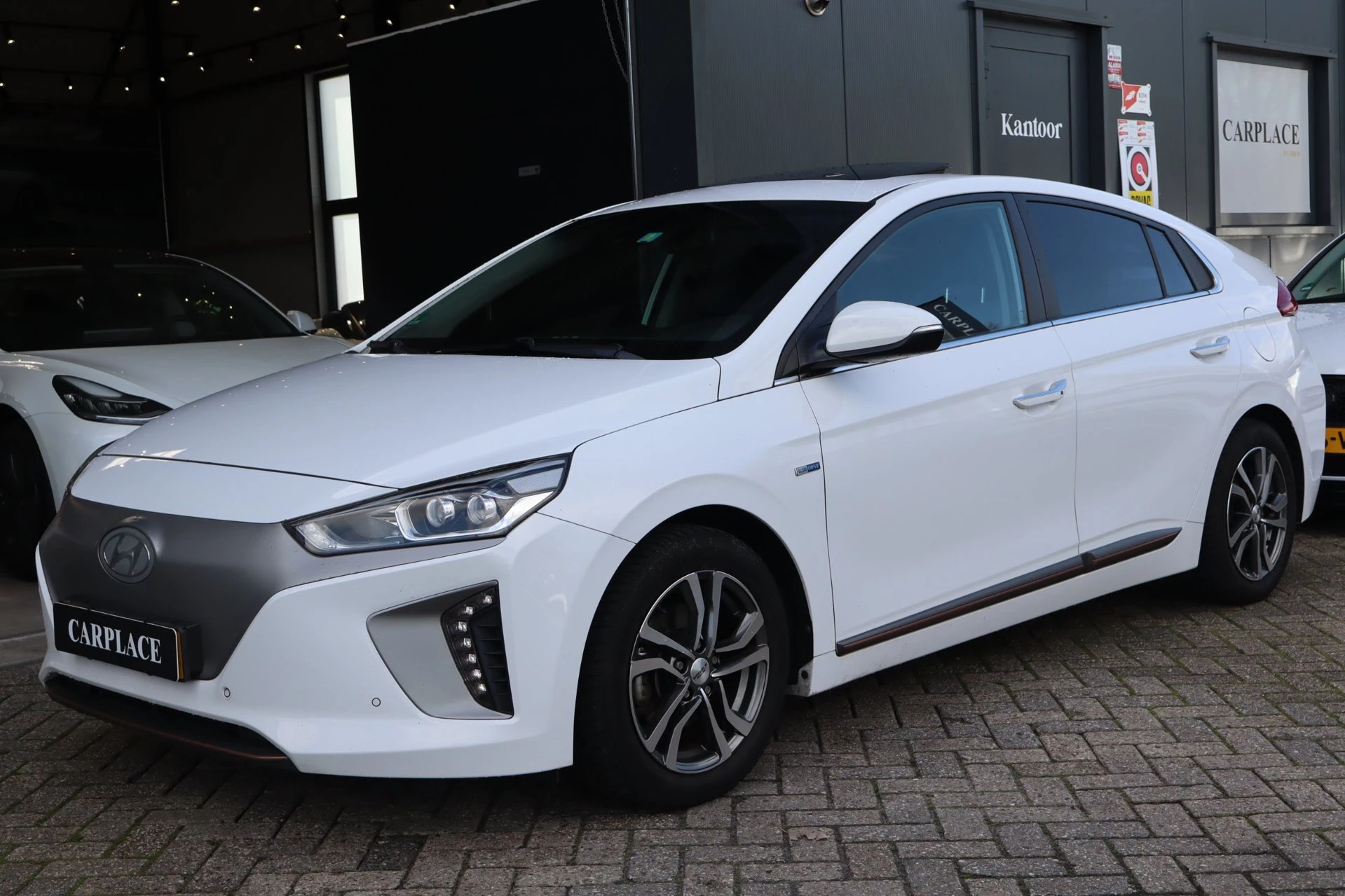 Hoofdafbeelding Hyundai IONIQ
