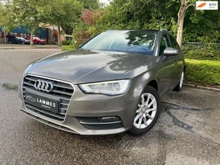 Audi A3 Sportback 1.4 TFSI Attraction Panoramadak Cruise control Navigatie