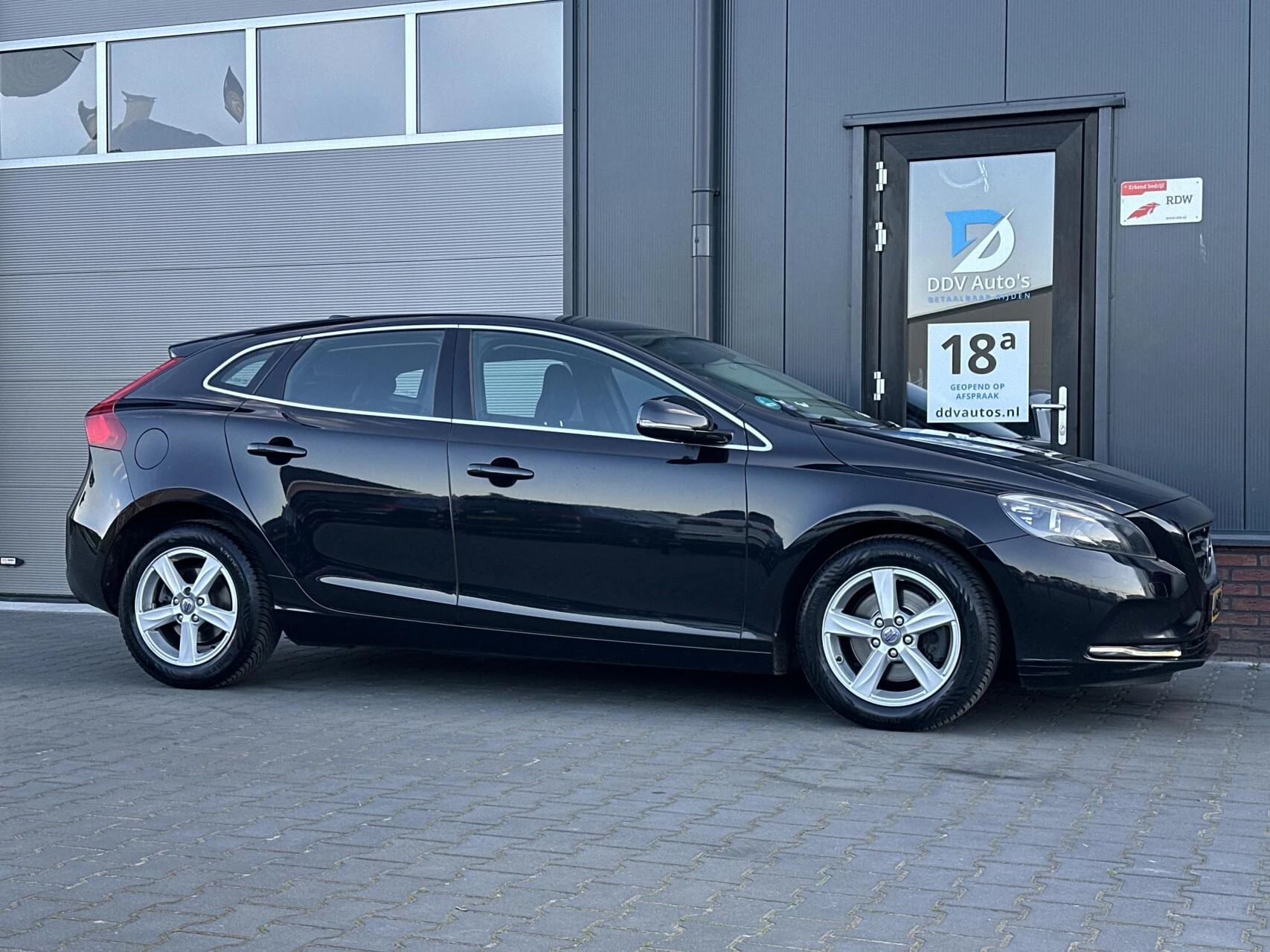 Hoofdafbeelding Volvo V40