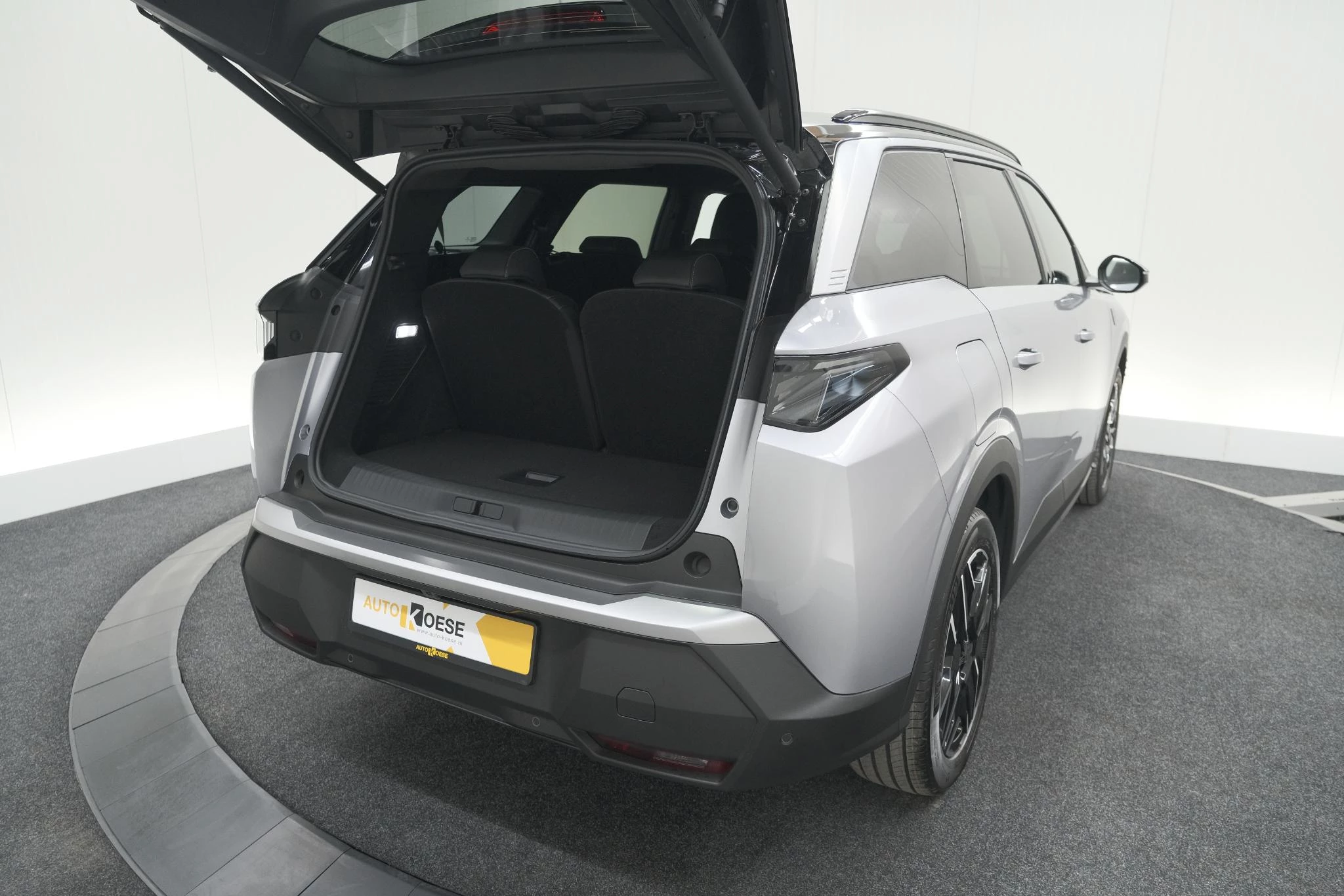 Hoofdafbeelding Peugeot 5008