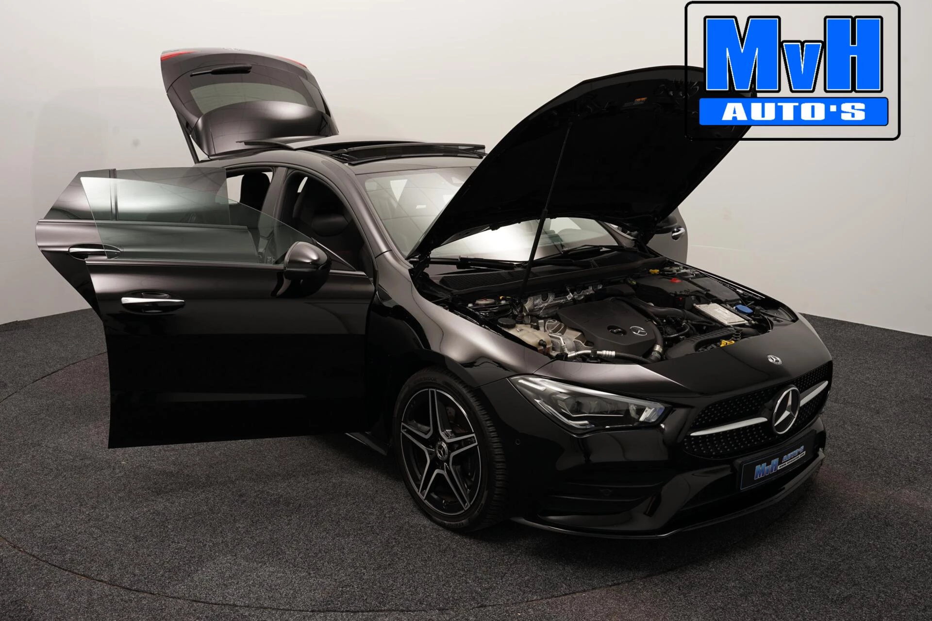 Hoofdafbeelding Mercedes-Benz CLA