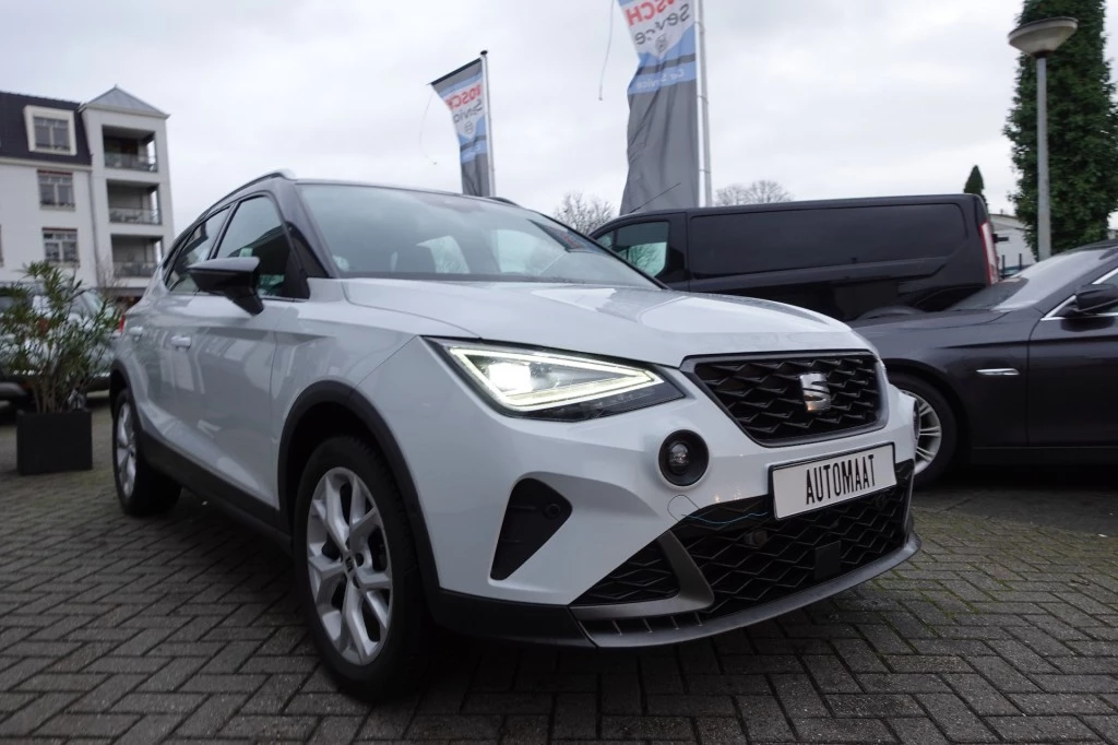 Hoofdafbeelding SEAT Arona