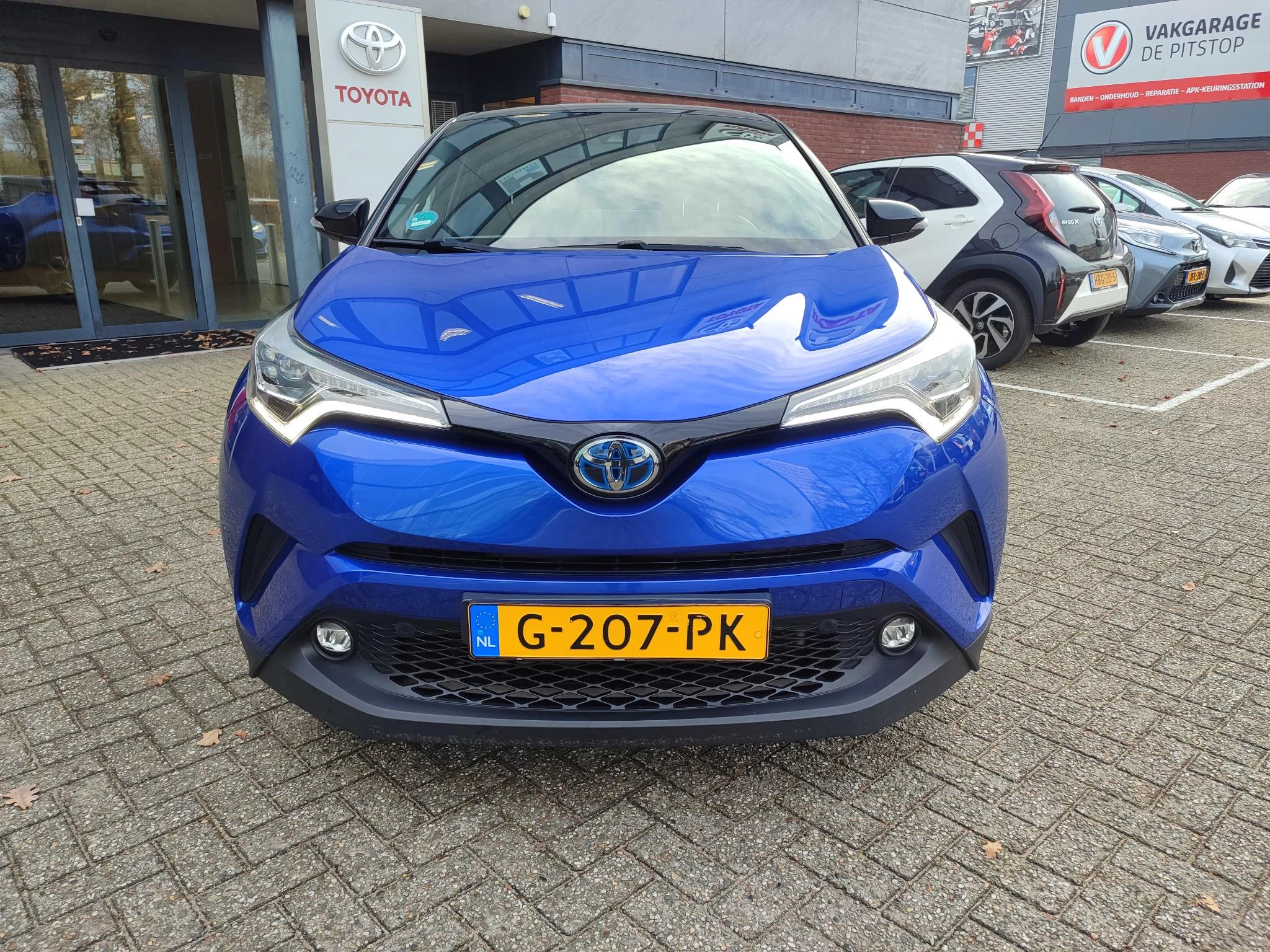 Hoofdafbeelding Toyota C-HR