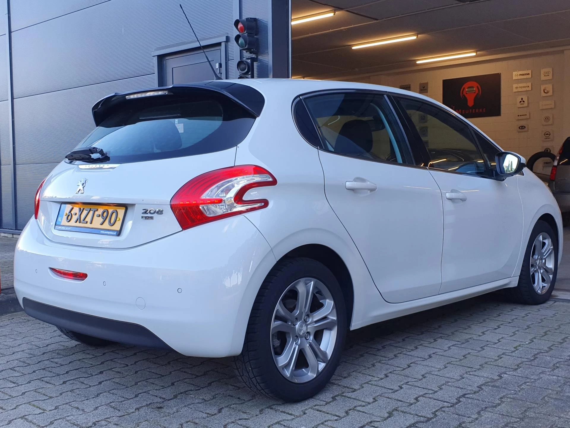 Hoofdafbeelding Peugeot 208