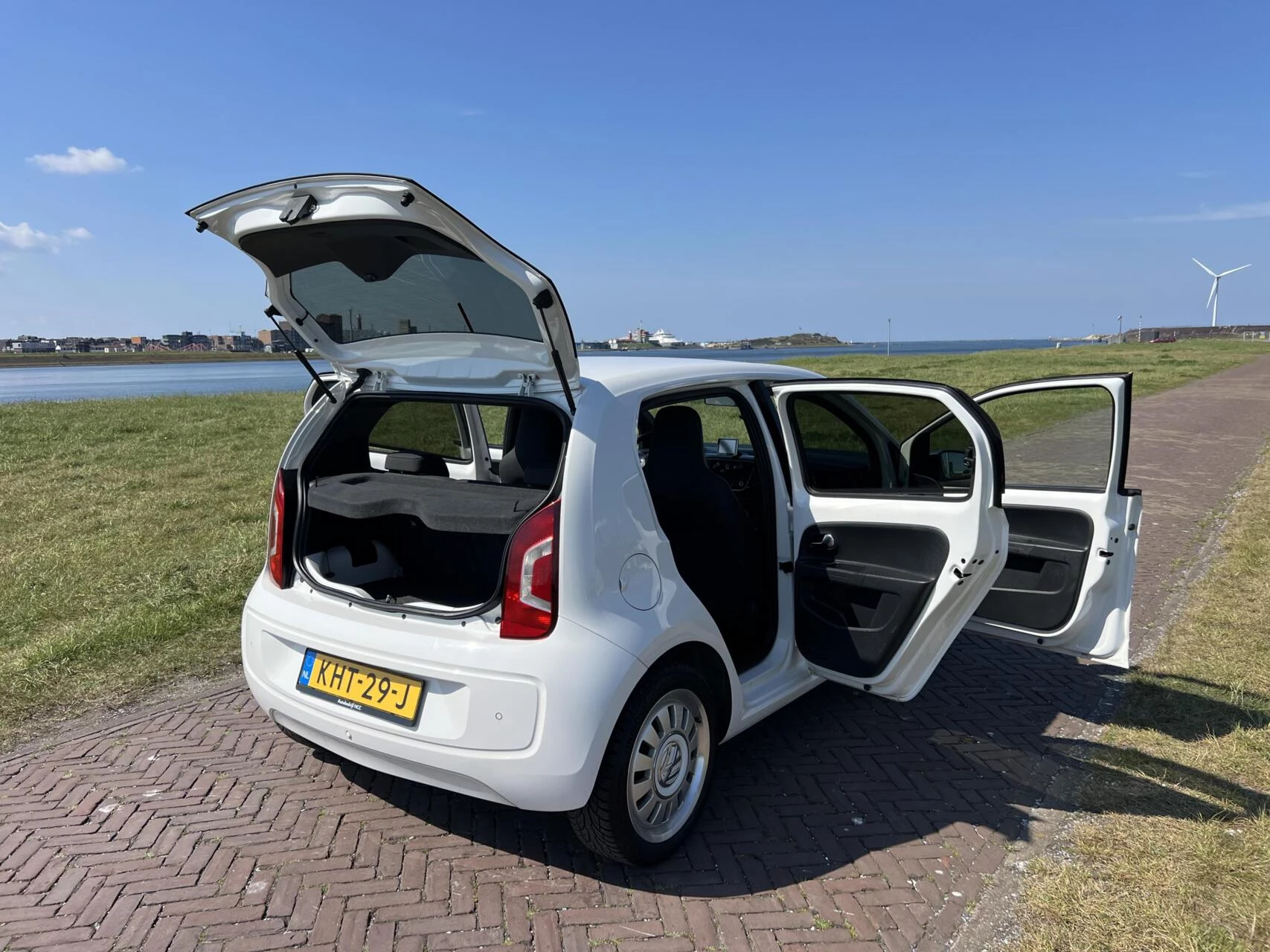 Hoofdafbeelding Volkswagen up!