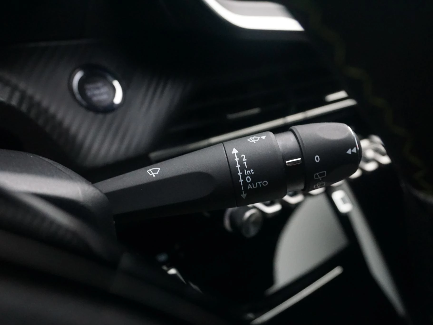 Hoofdafbeelding Peugeot e-2008