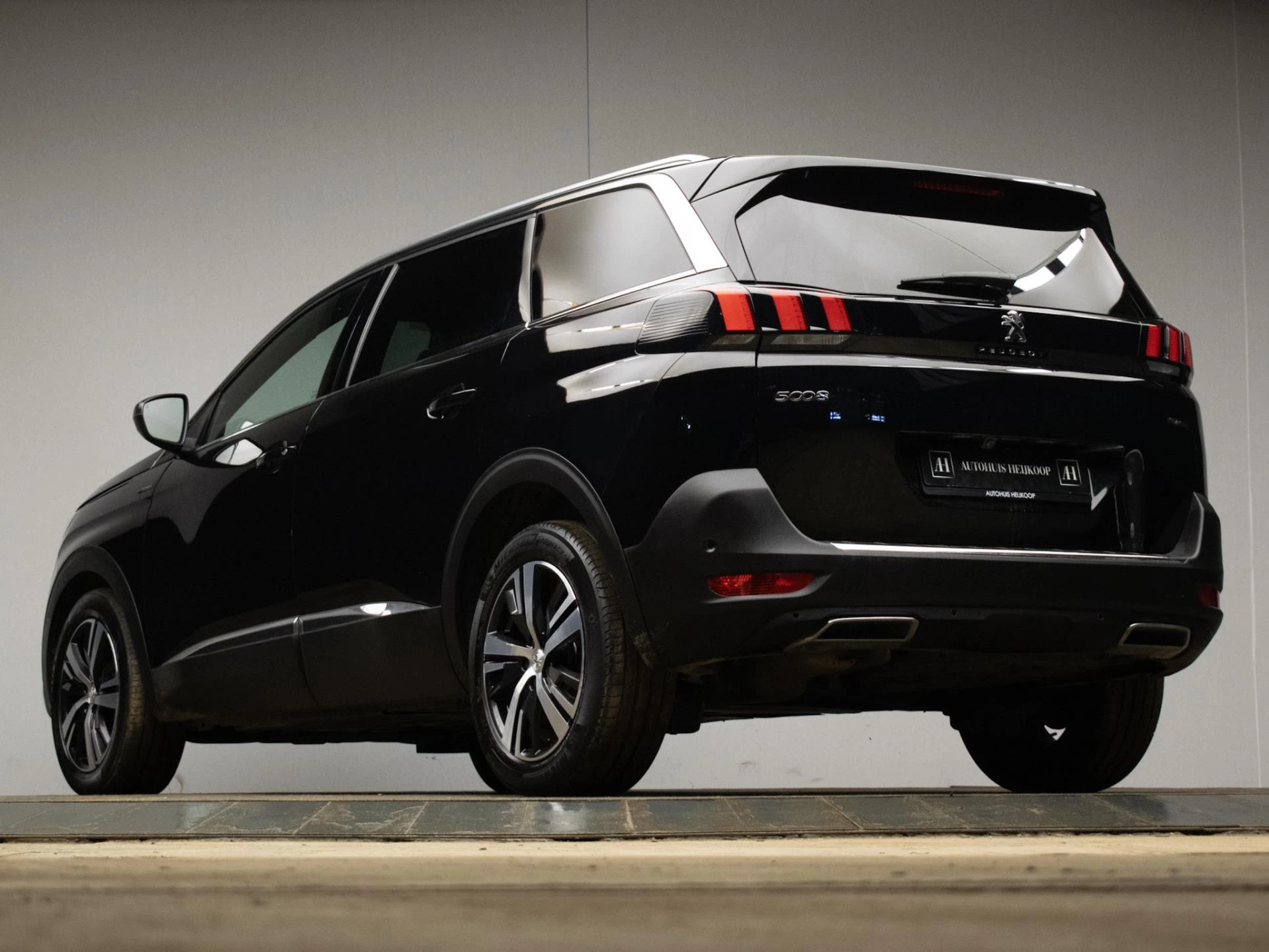 Hoofdafbeelding Peugeot 5008