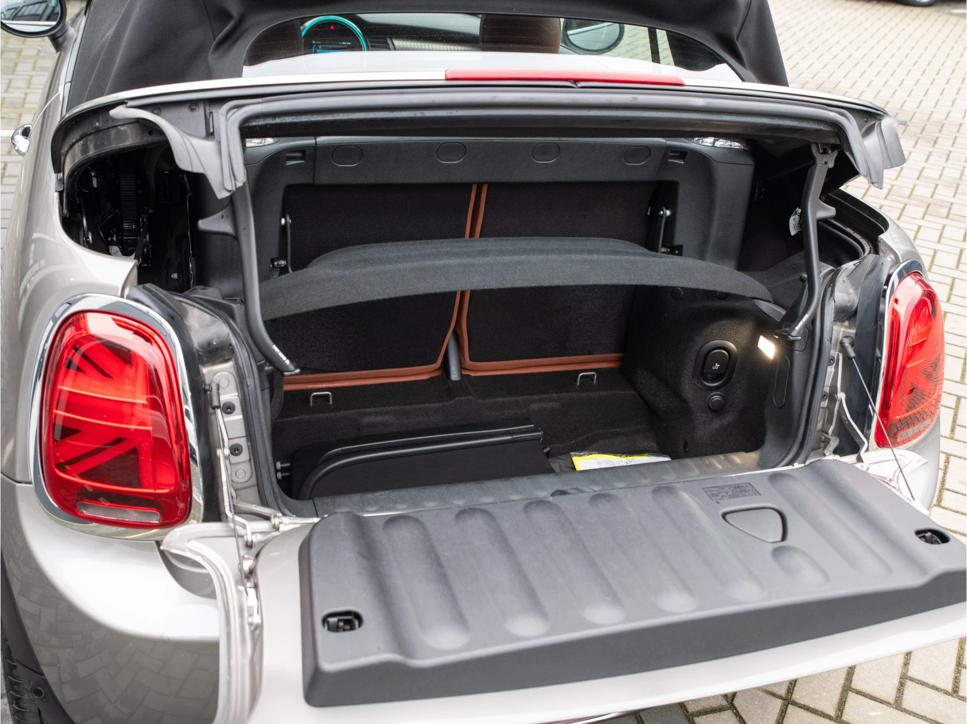 Hoofdafbeelding MINI Cooper Cabrio