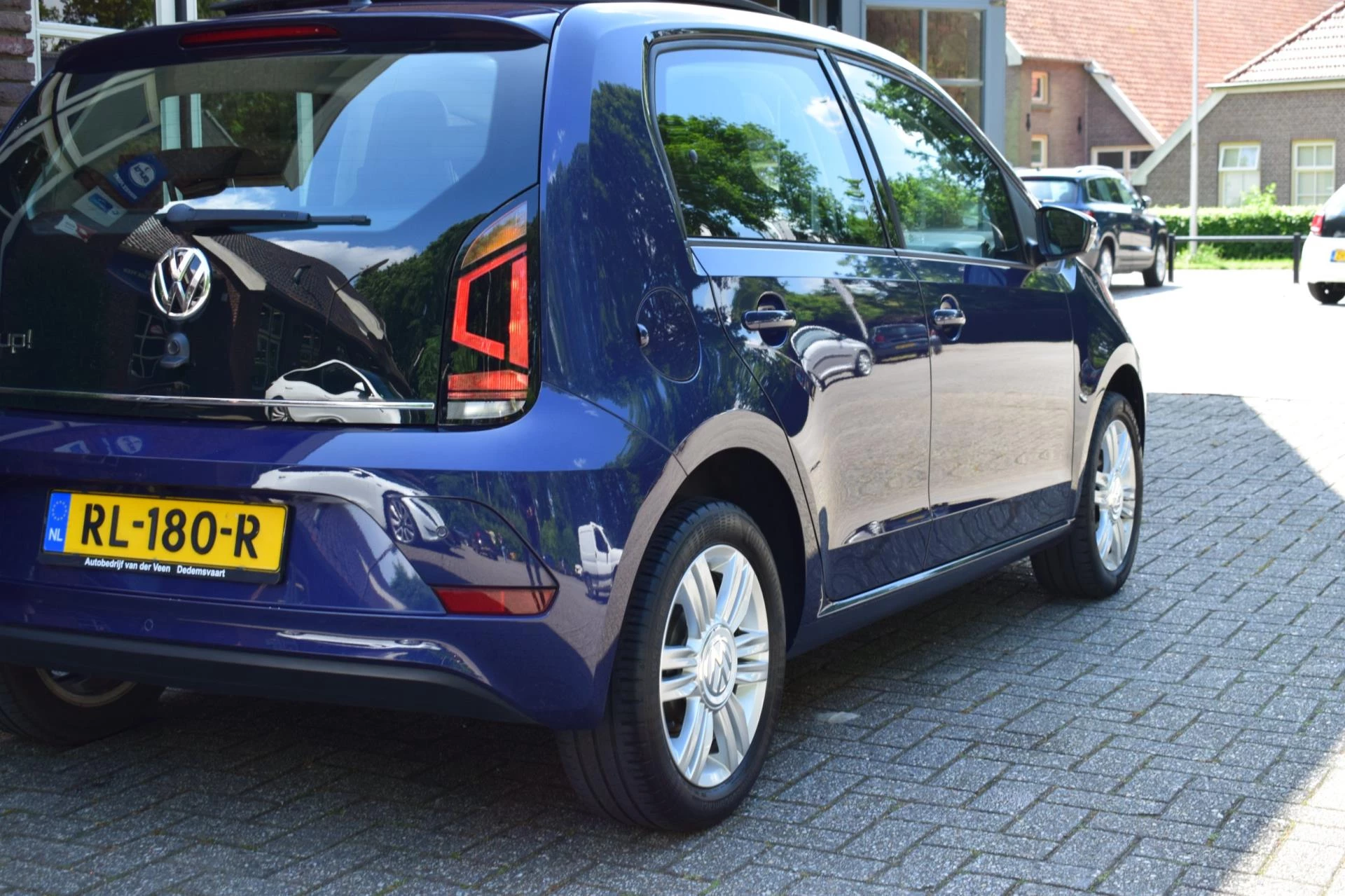 Hoofdafbeelding Volkswagen up!