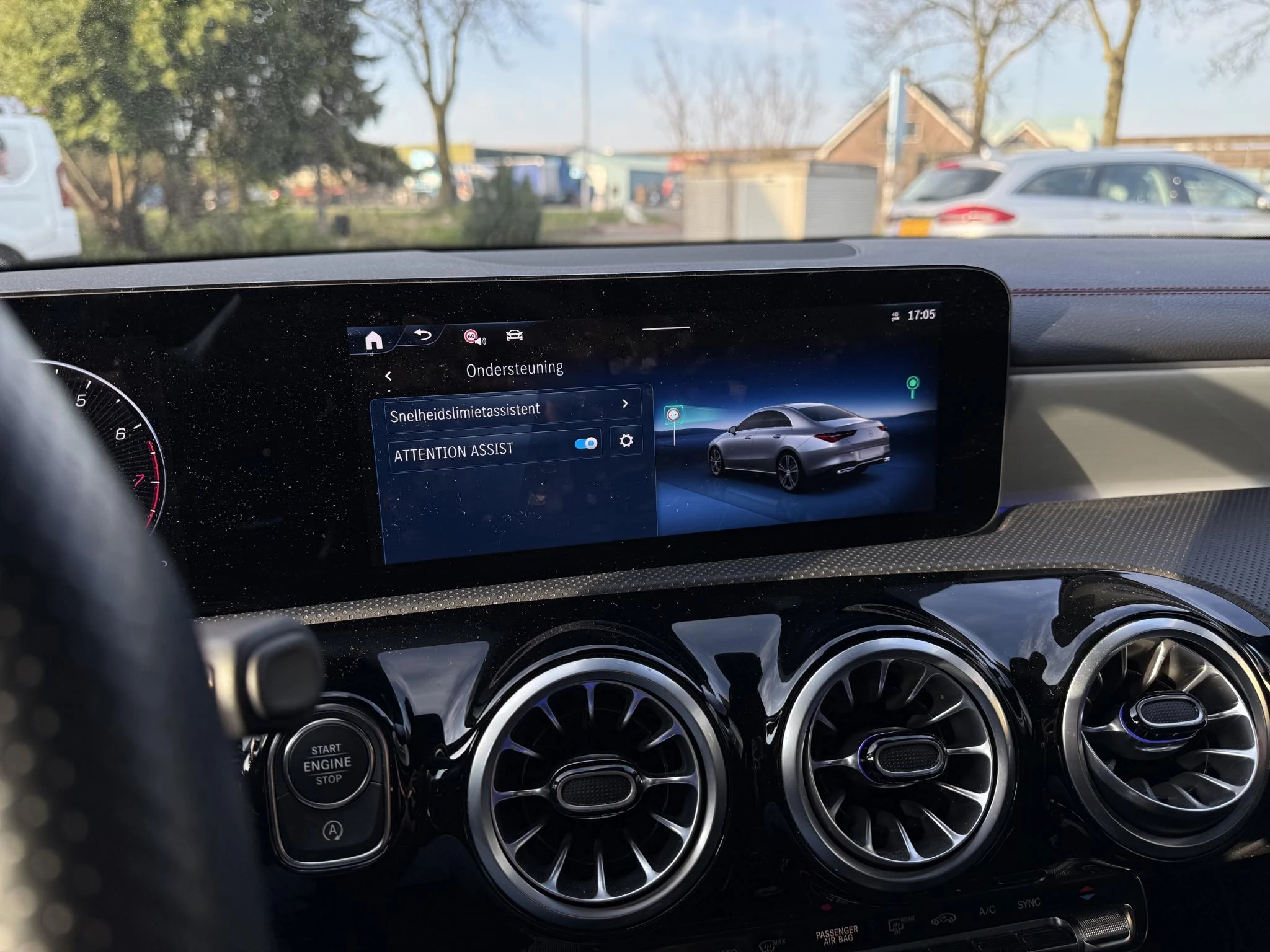 Hoofdafbeelding Mercedes-Benz CLA