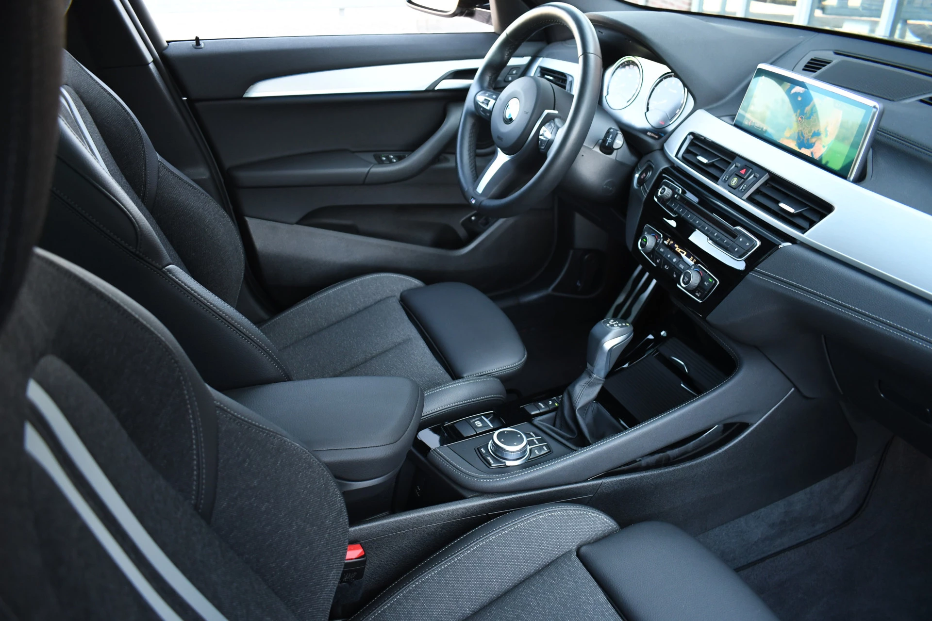 Hoofdafbeelding BMW X2