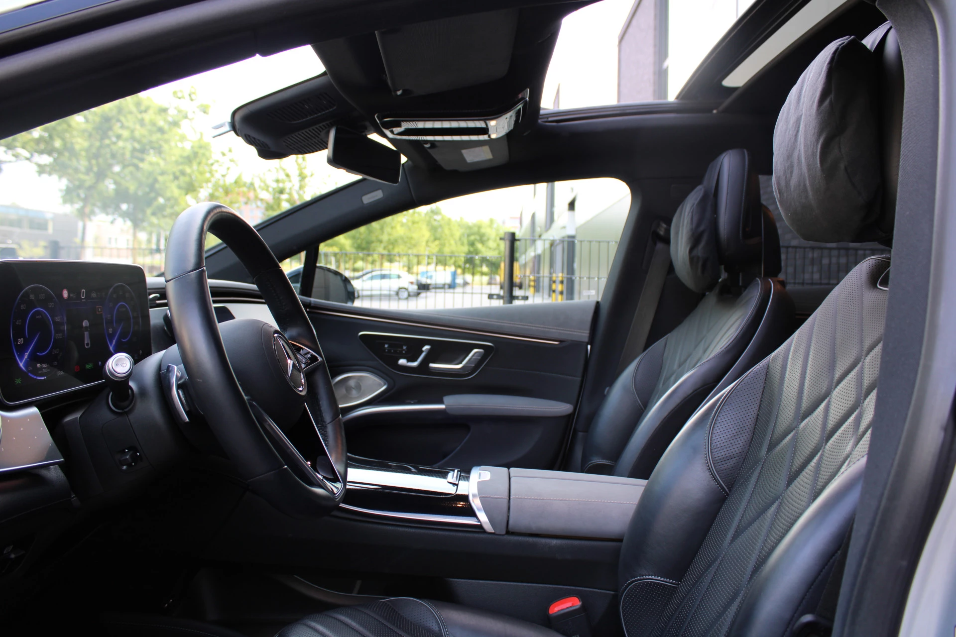 Hoofdafbeelding Mercedes-Benz EQS