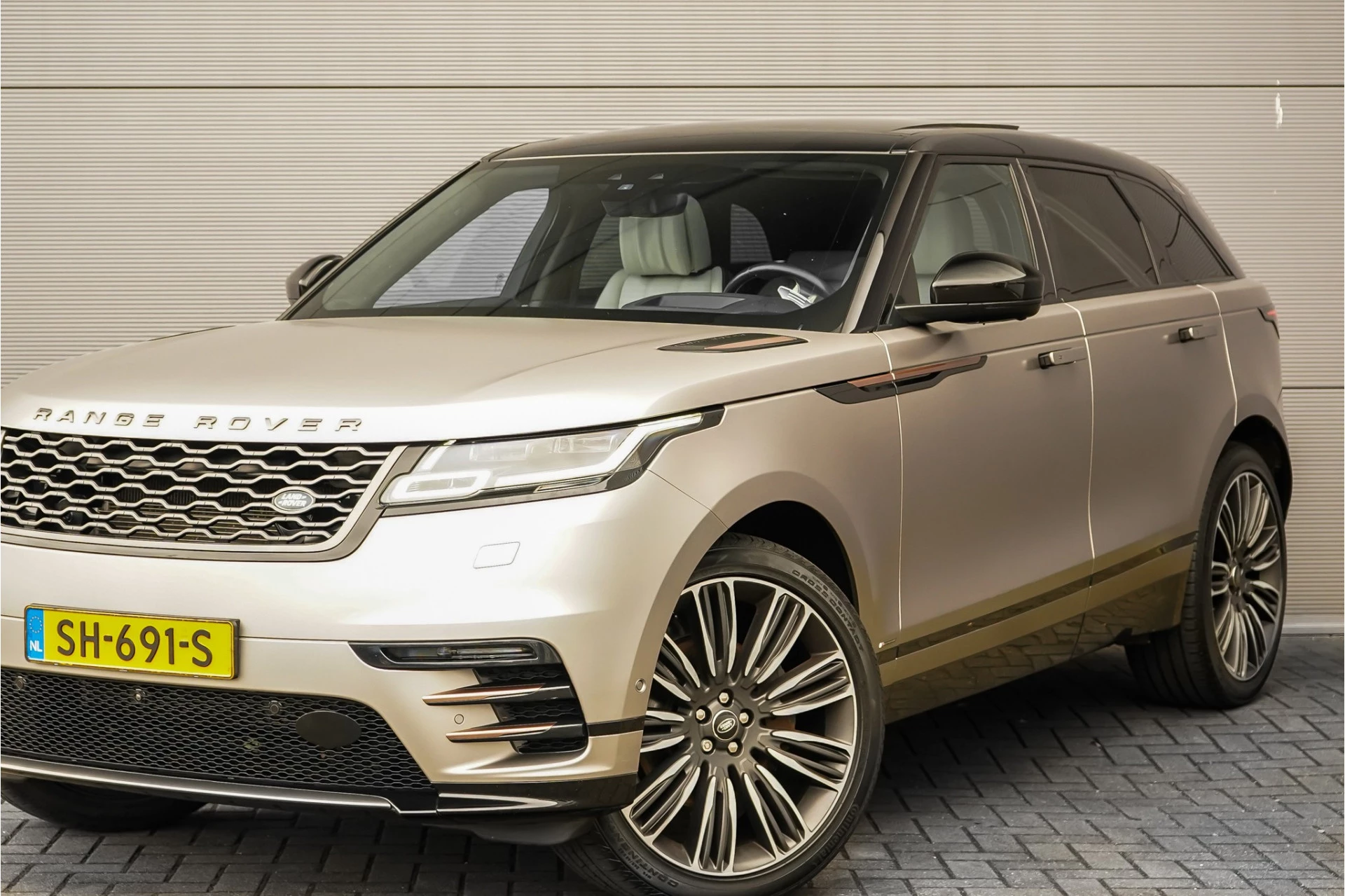 Hoofdafbeelding Land Rover Range Rover Velar