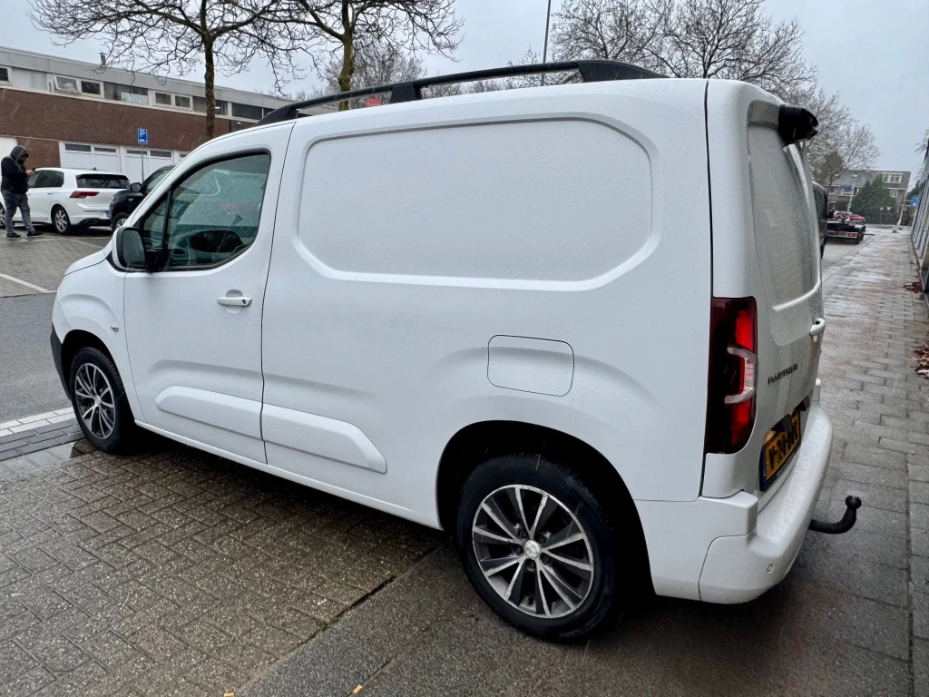 Hoofdafbeelding Peugeot Partner