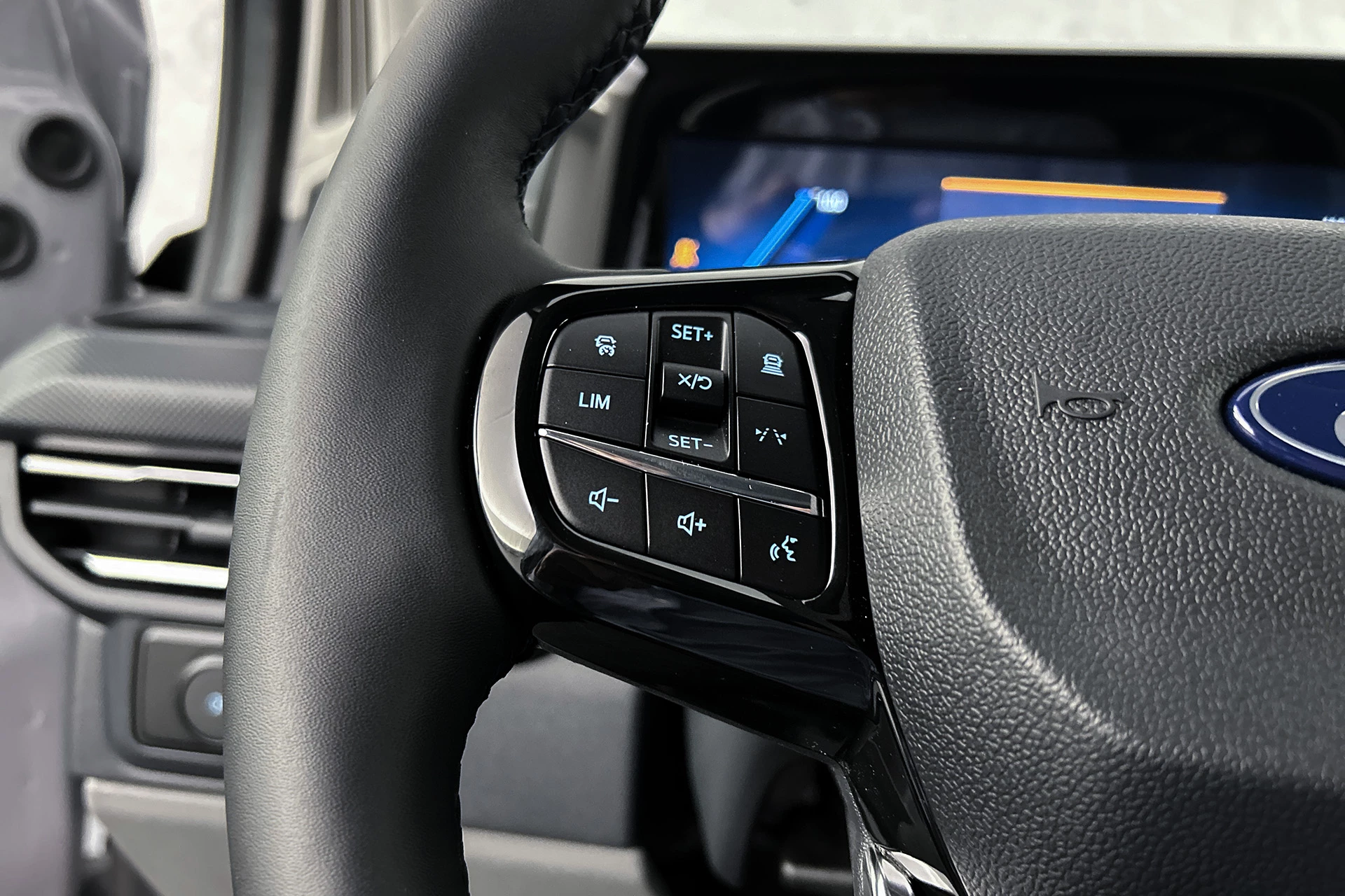 Hoofdafbeelding Ford E-Custom