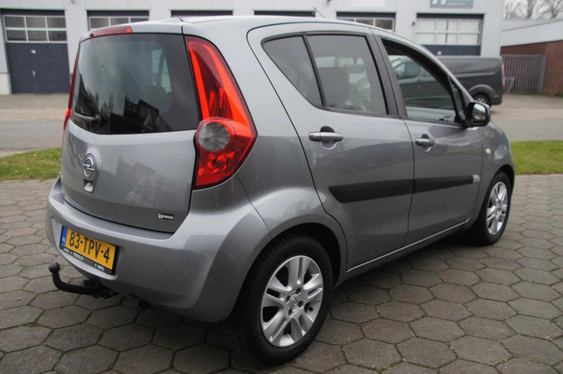 Hoofdafbeelding Opel Agila