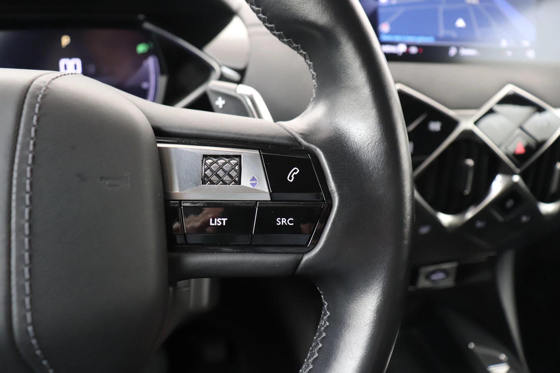 Hoofdafbeelding DS DS 3